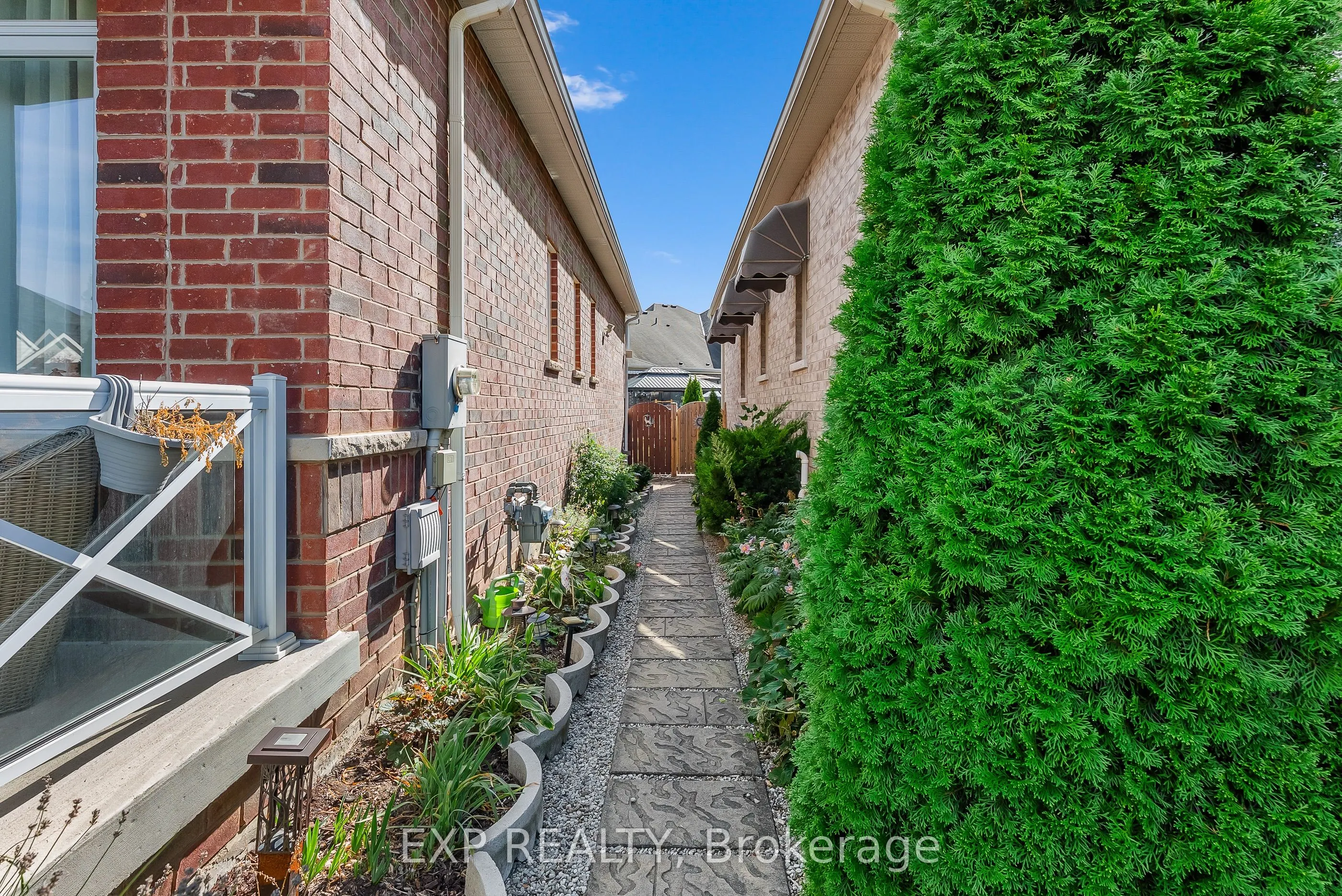 78 Angela Crescent