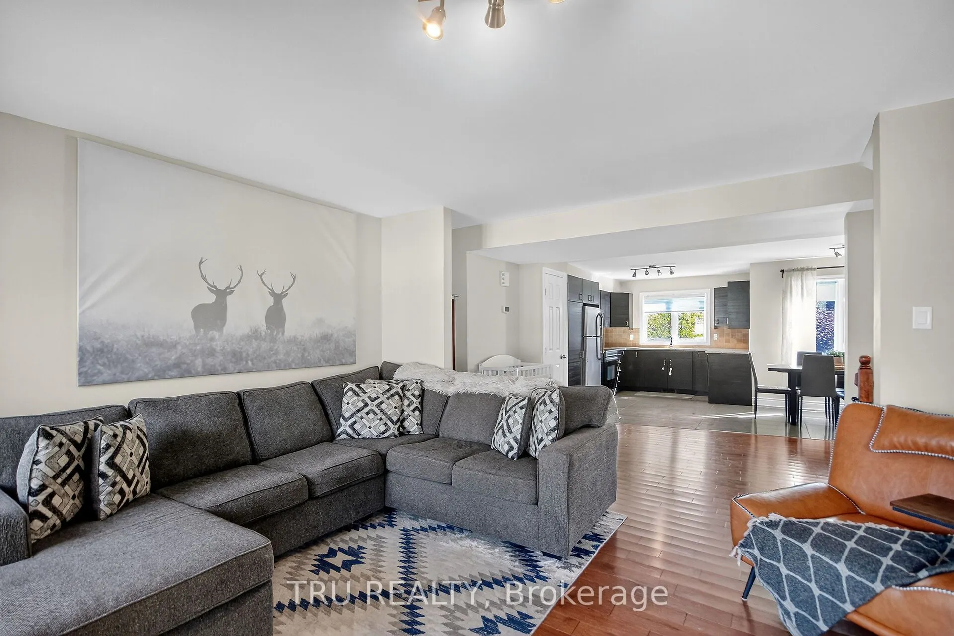 2642 Palings Private