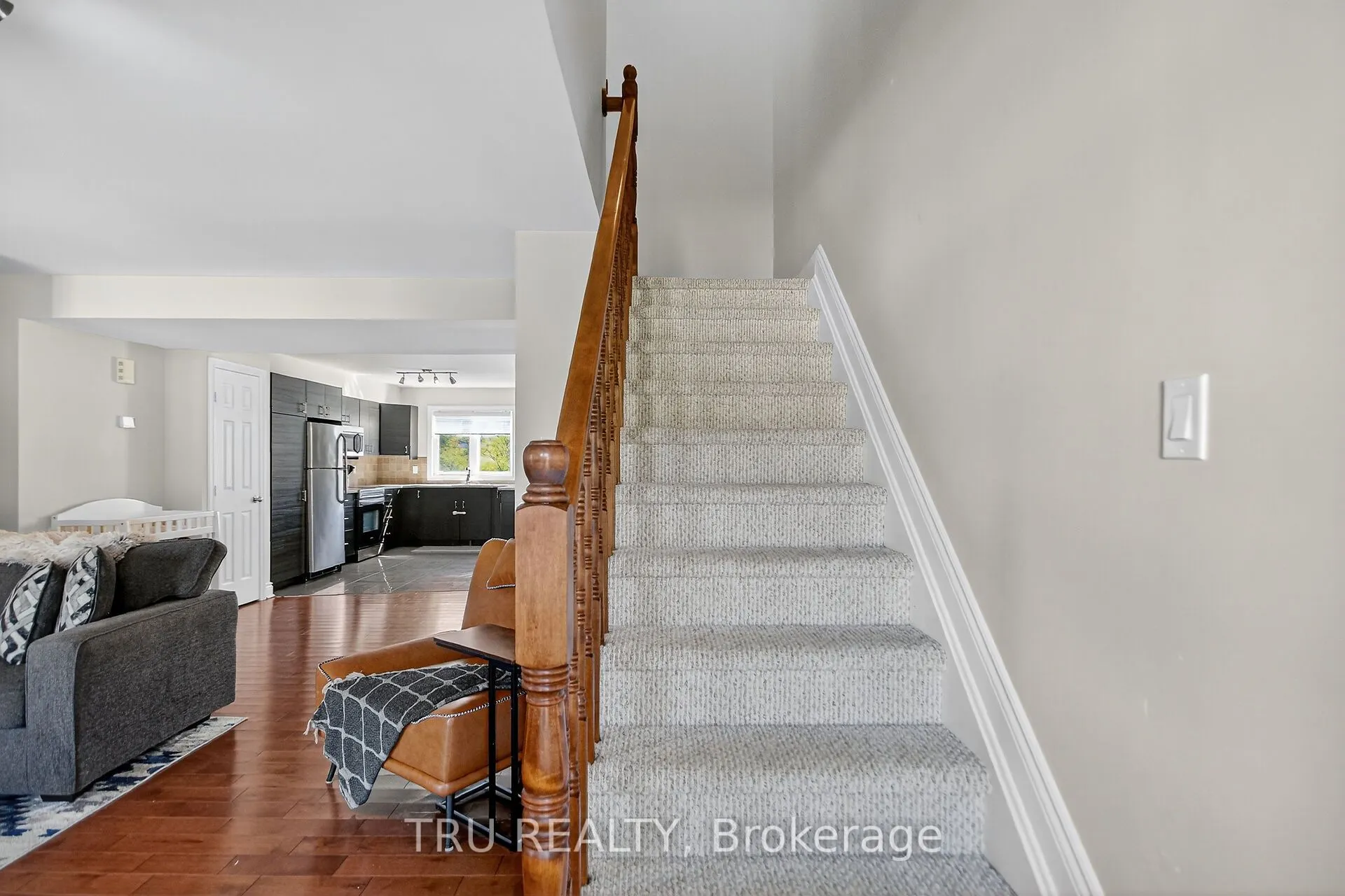 2642 Palings Private