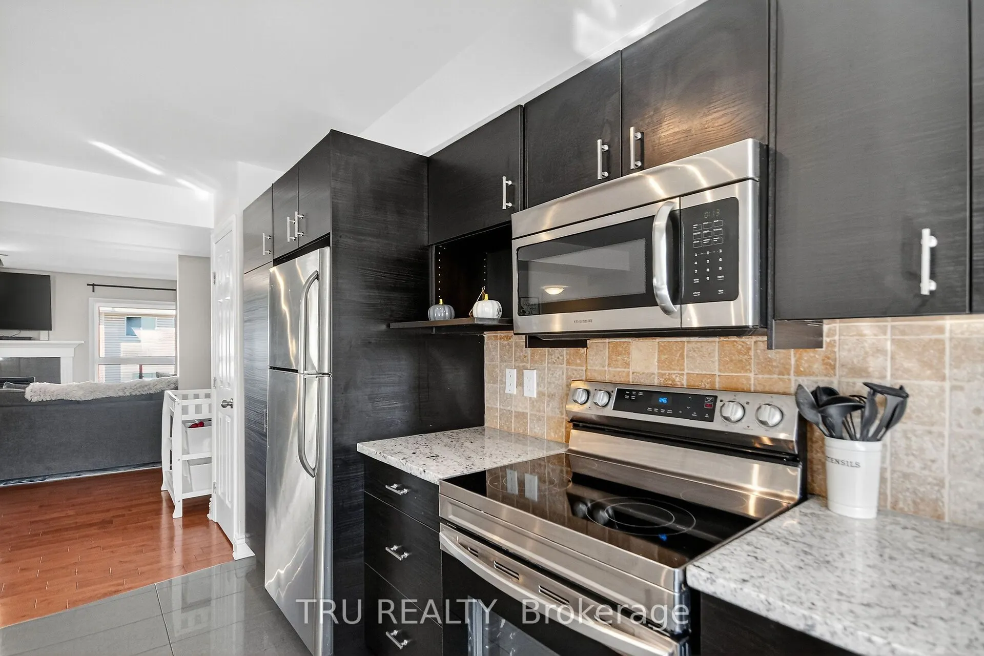 2642 Palings Private