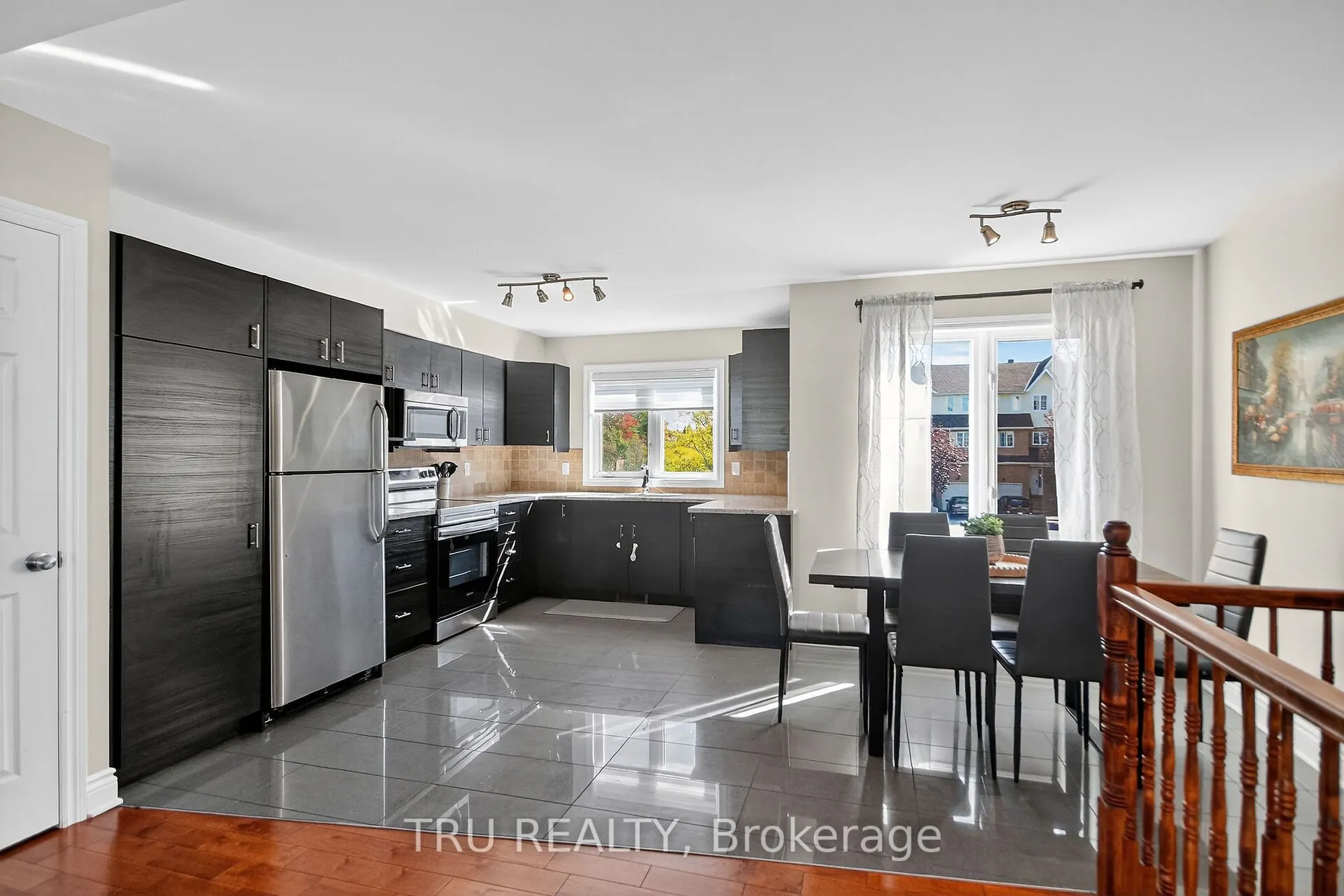 2642 Palings Private