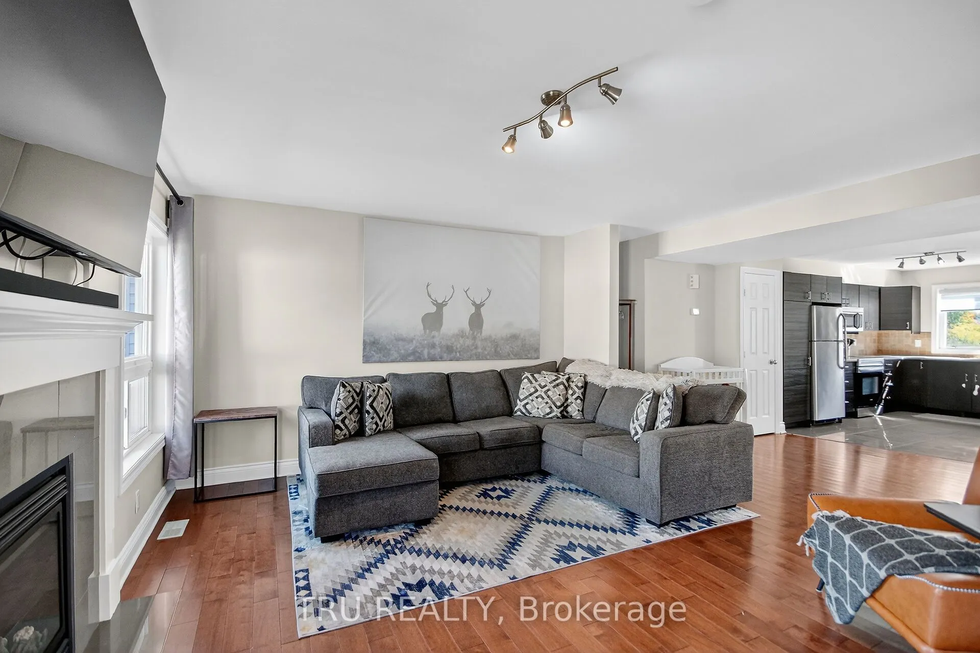 2642 Palings Private