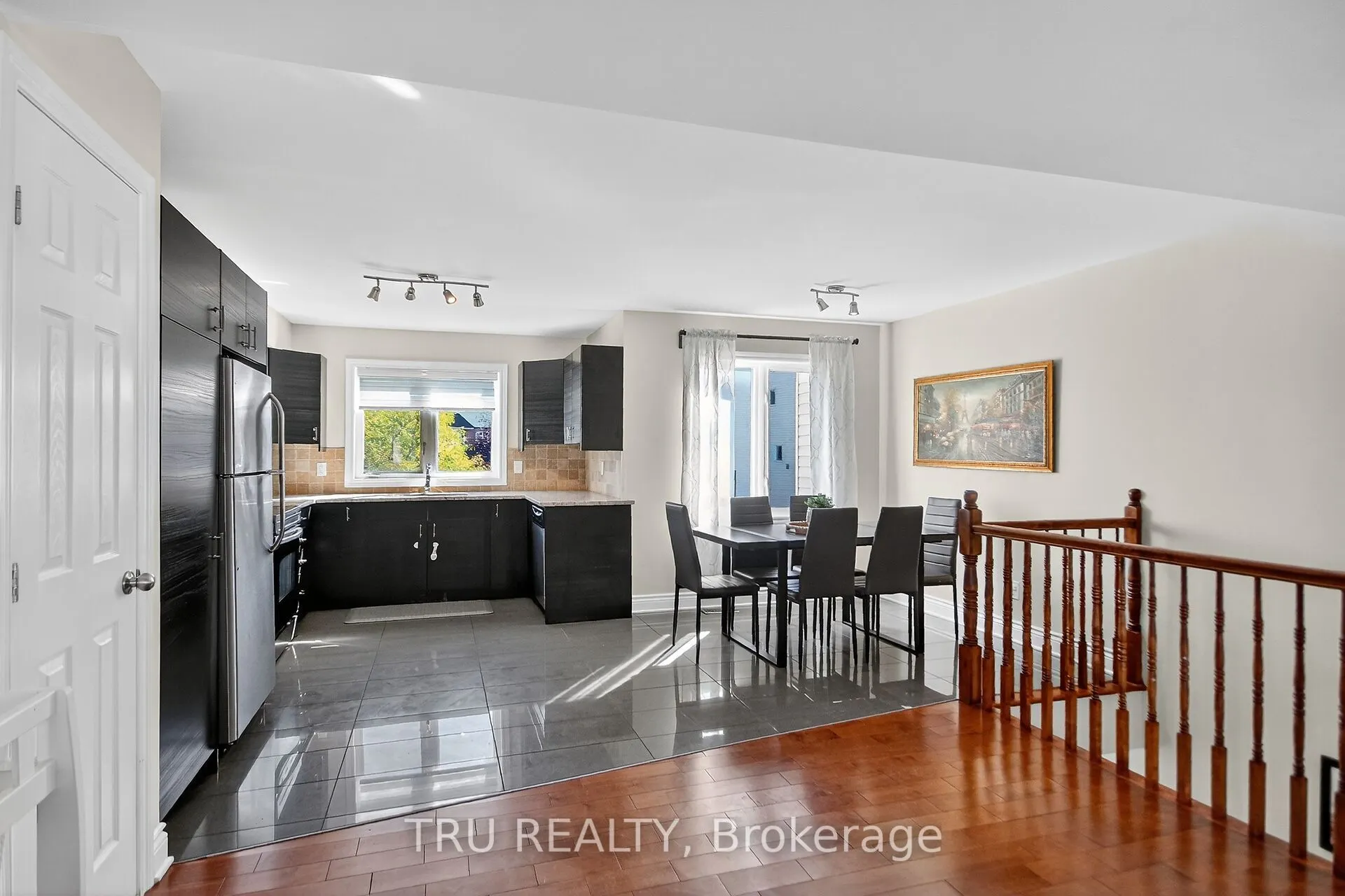 2642 Palings Private