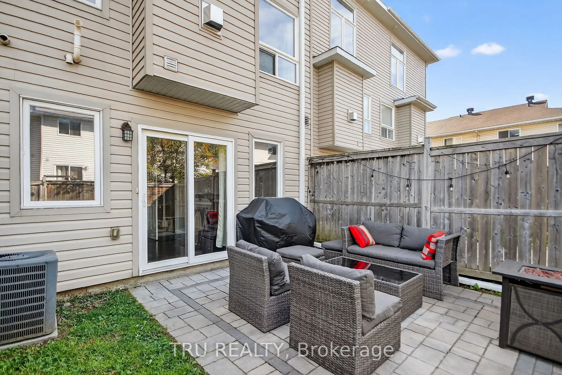 2642 Palings Private