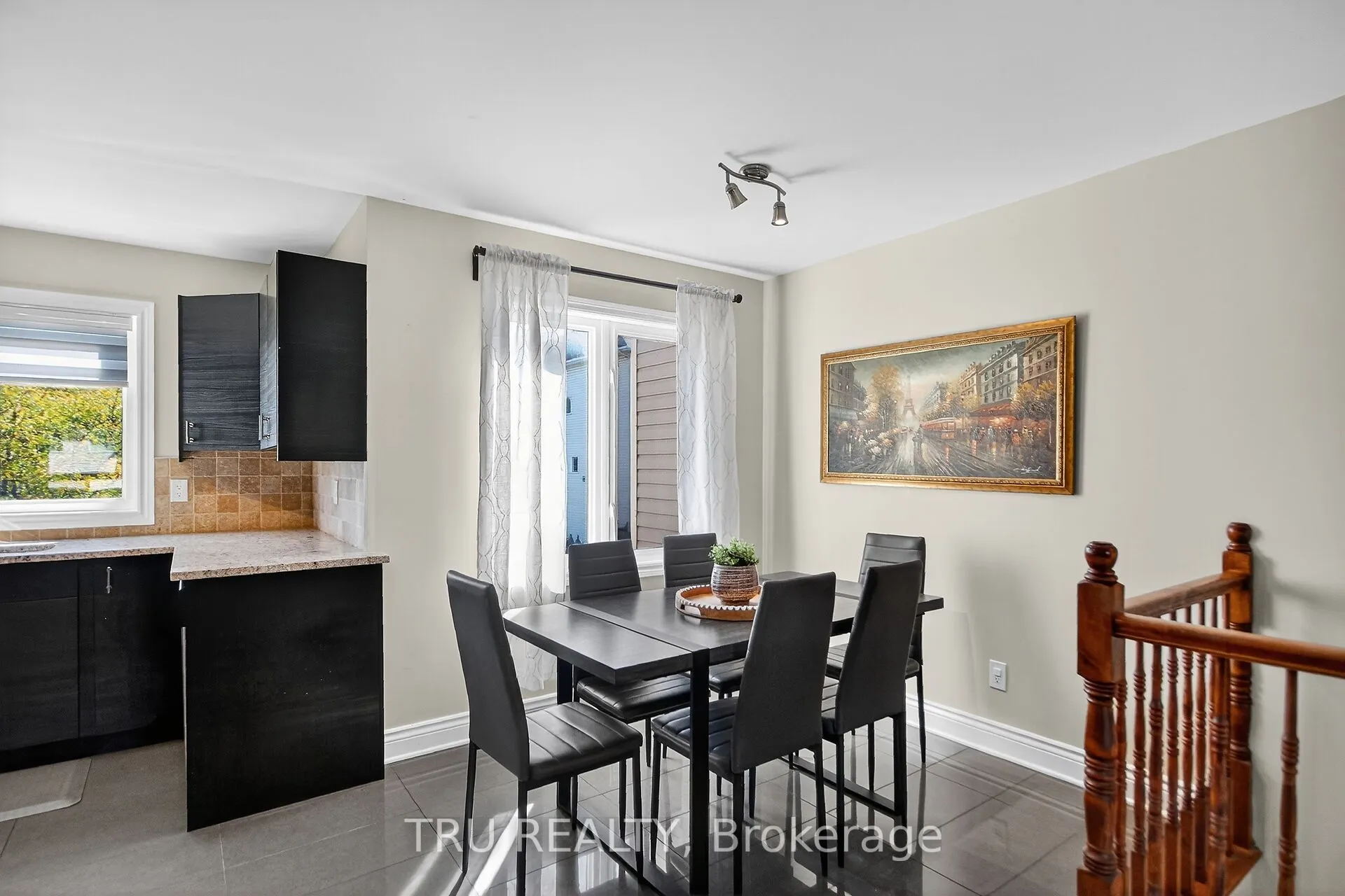 2642 Palings Private