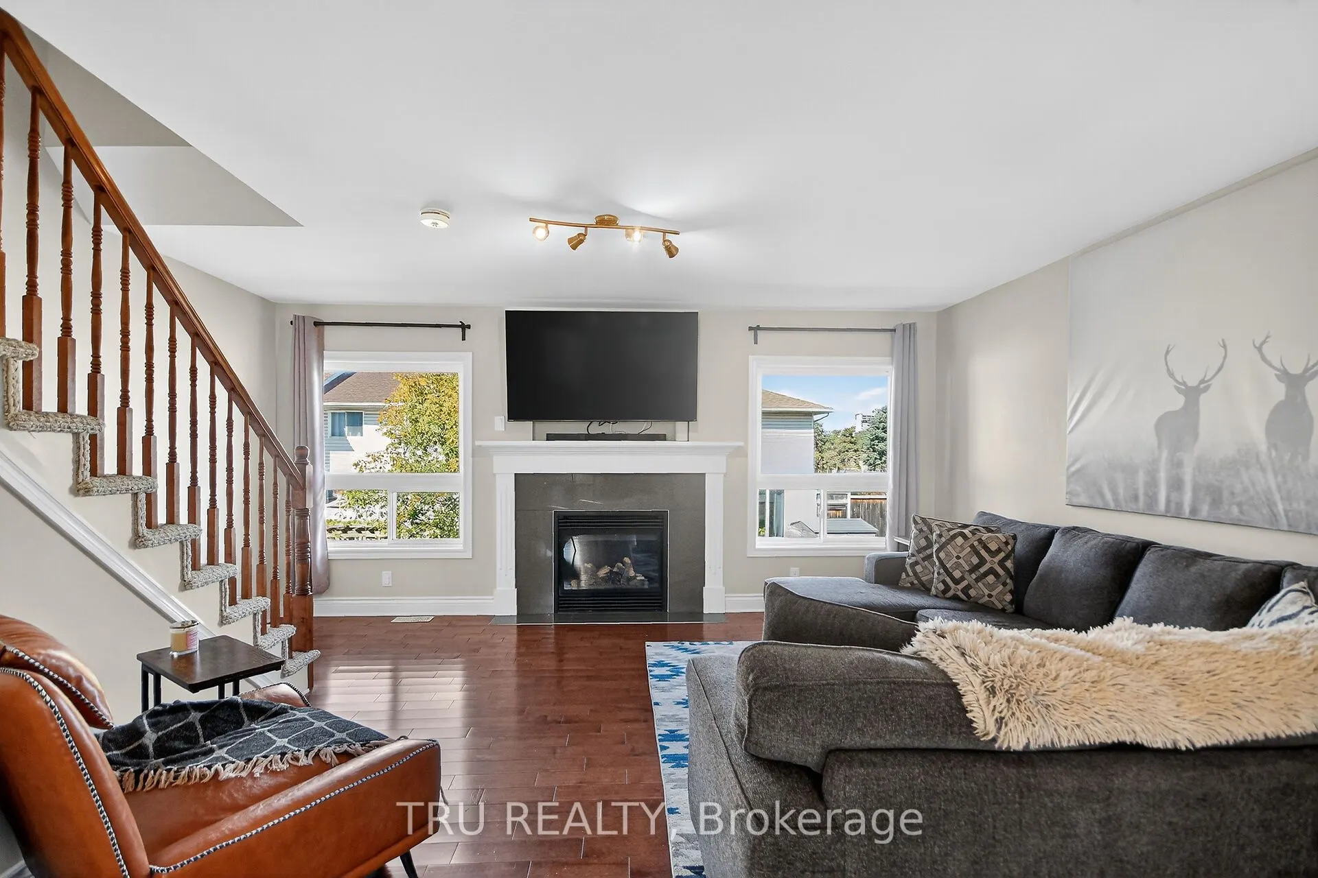 2642 Palings Private