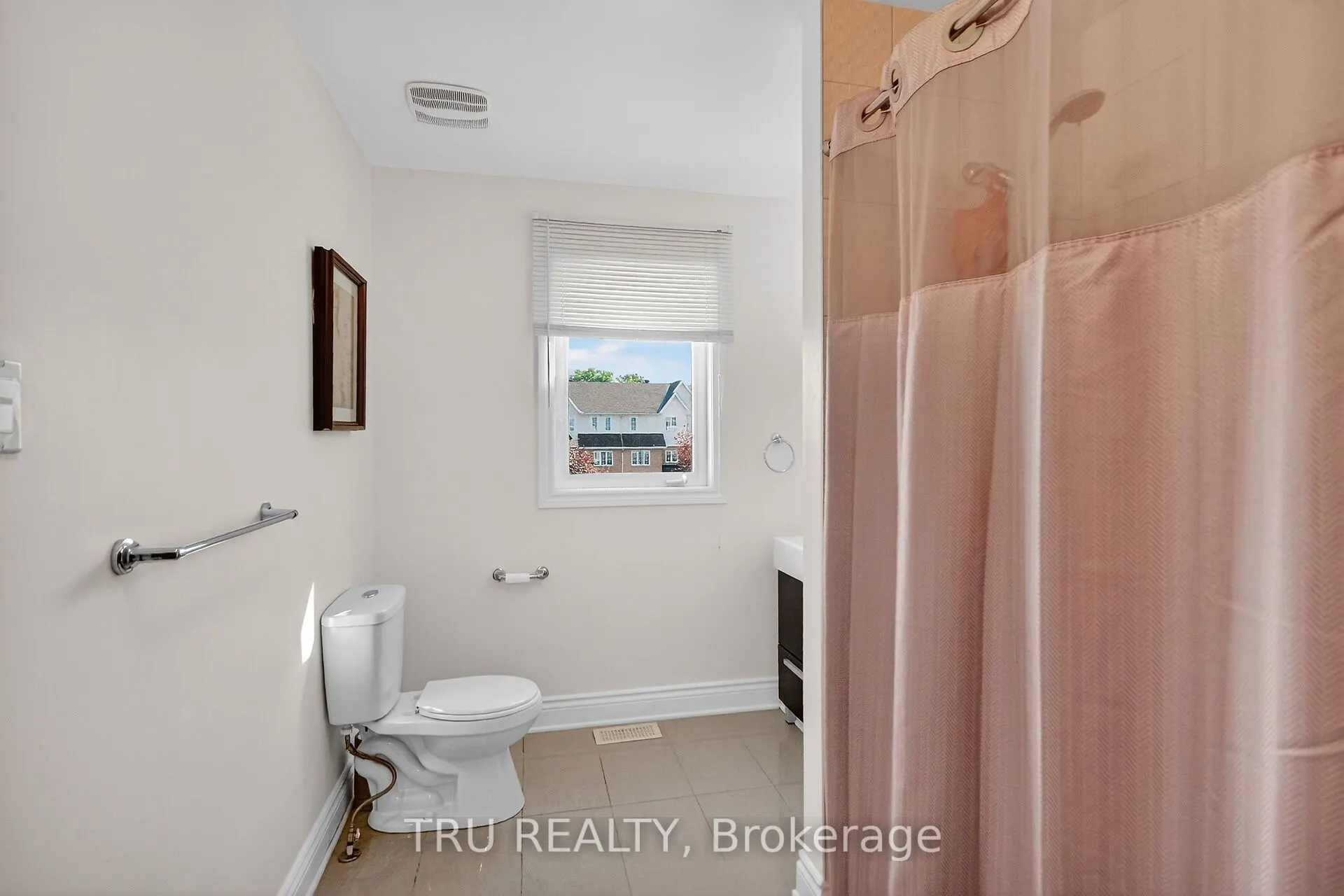 2642 Palings Private