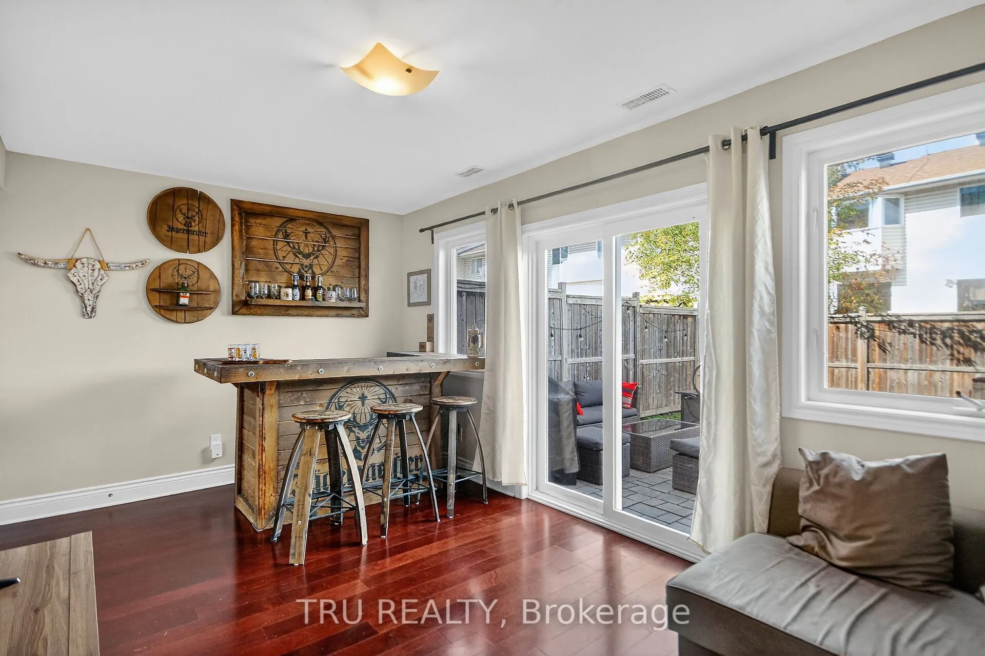 2642 Palings Private