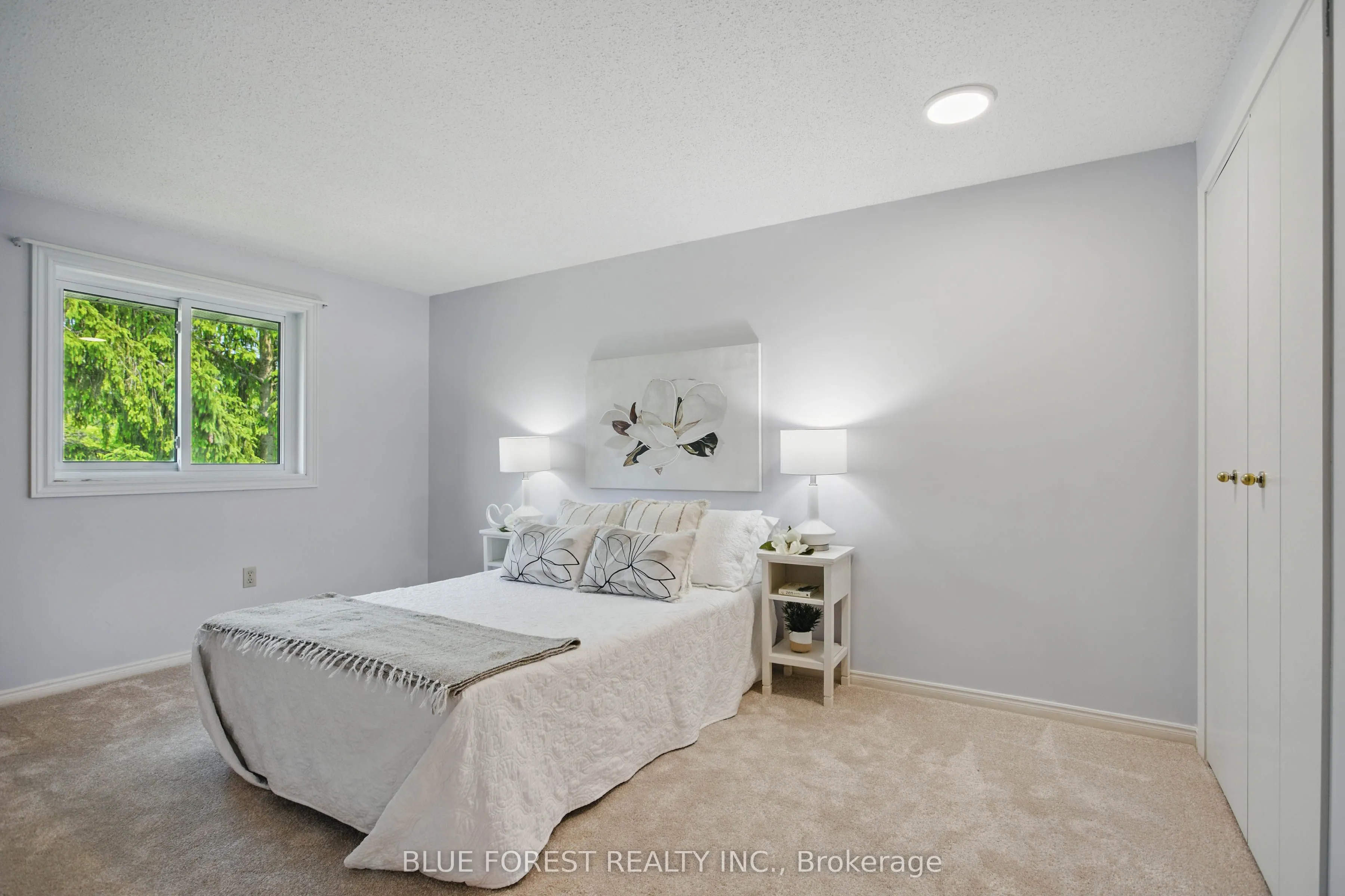1990 Wavell Street, #82