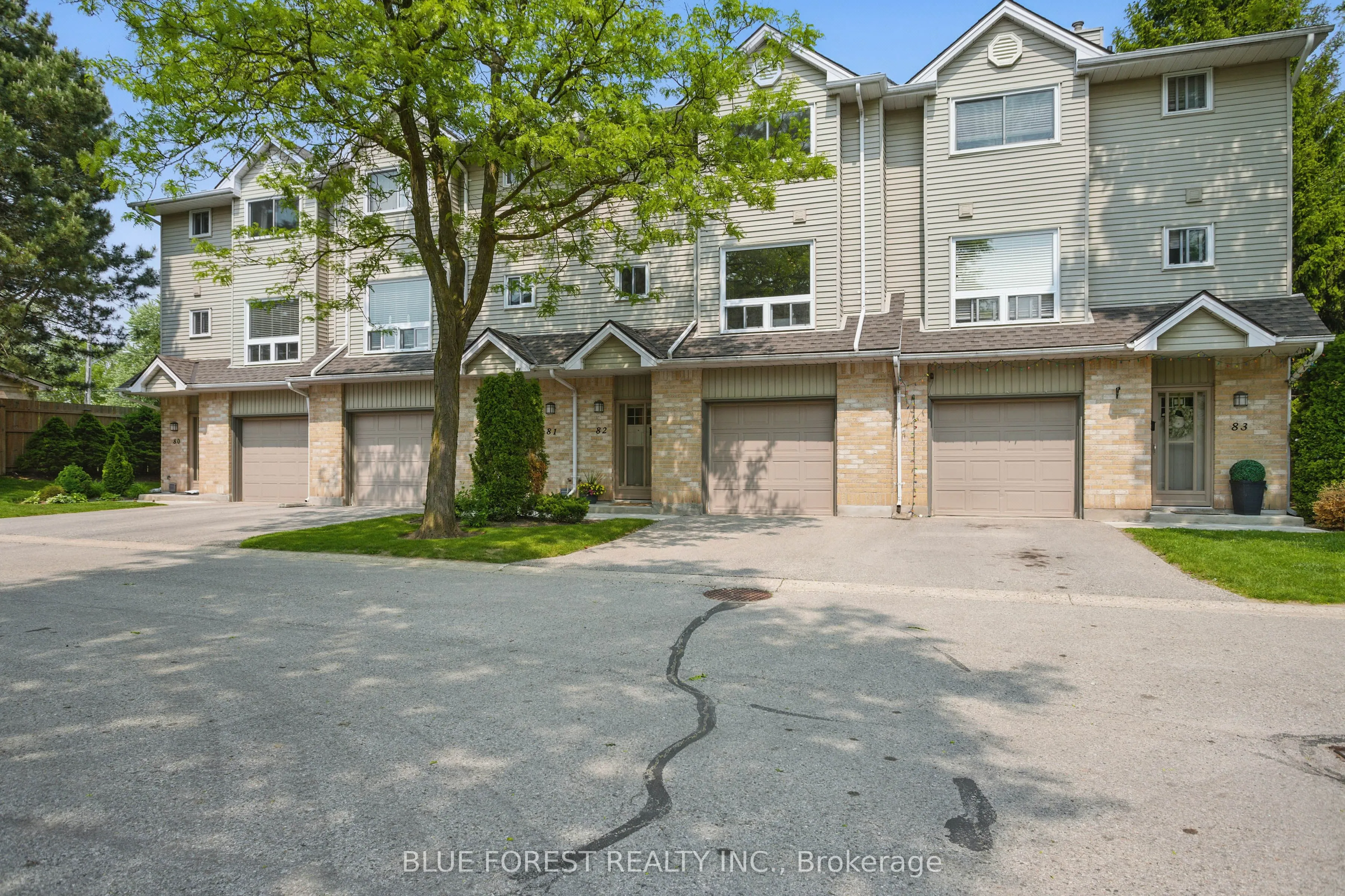 1990 Wavell Street, #82