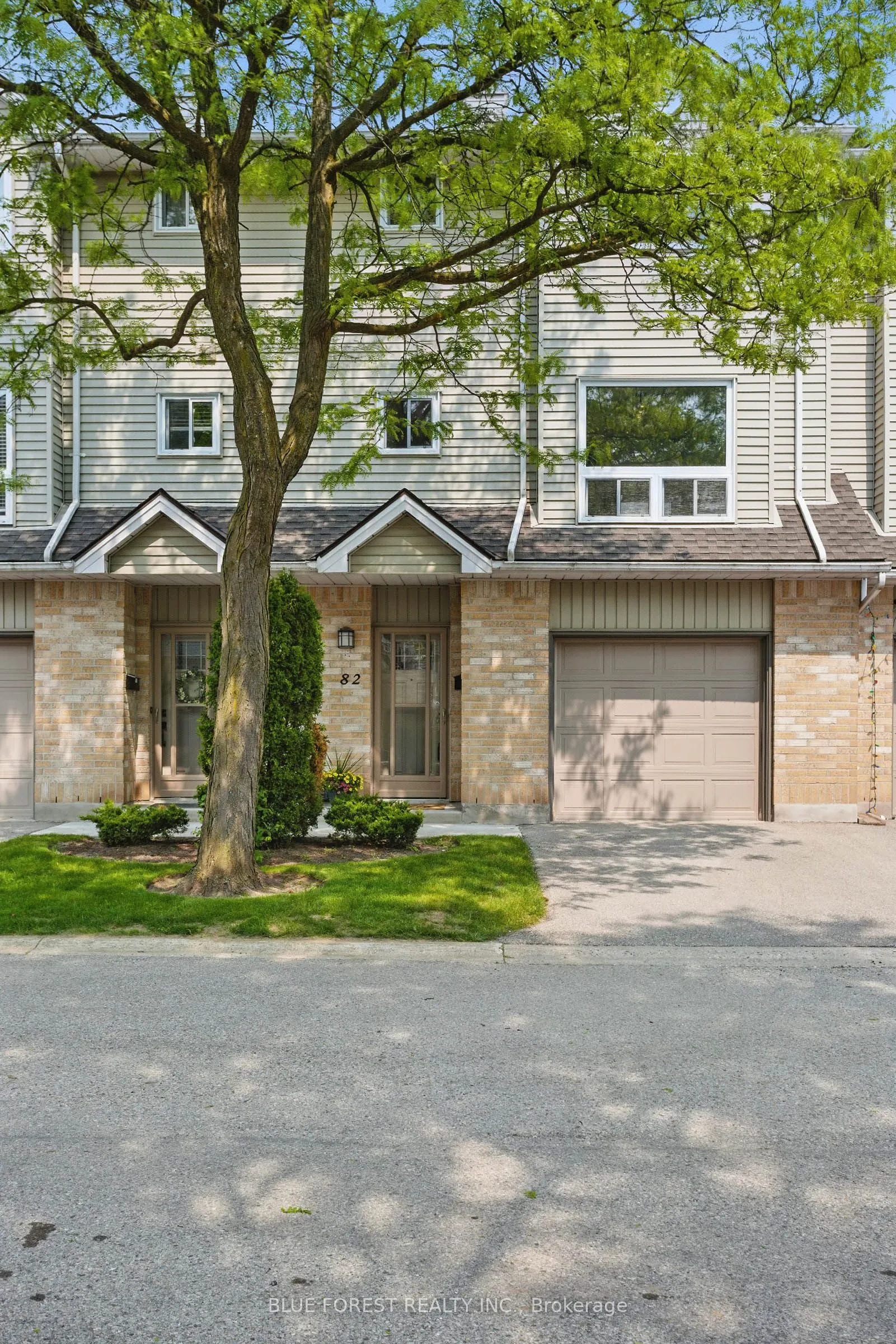 1990 Wavell Street, #82