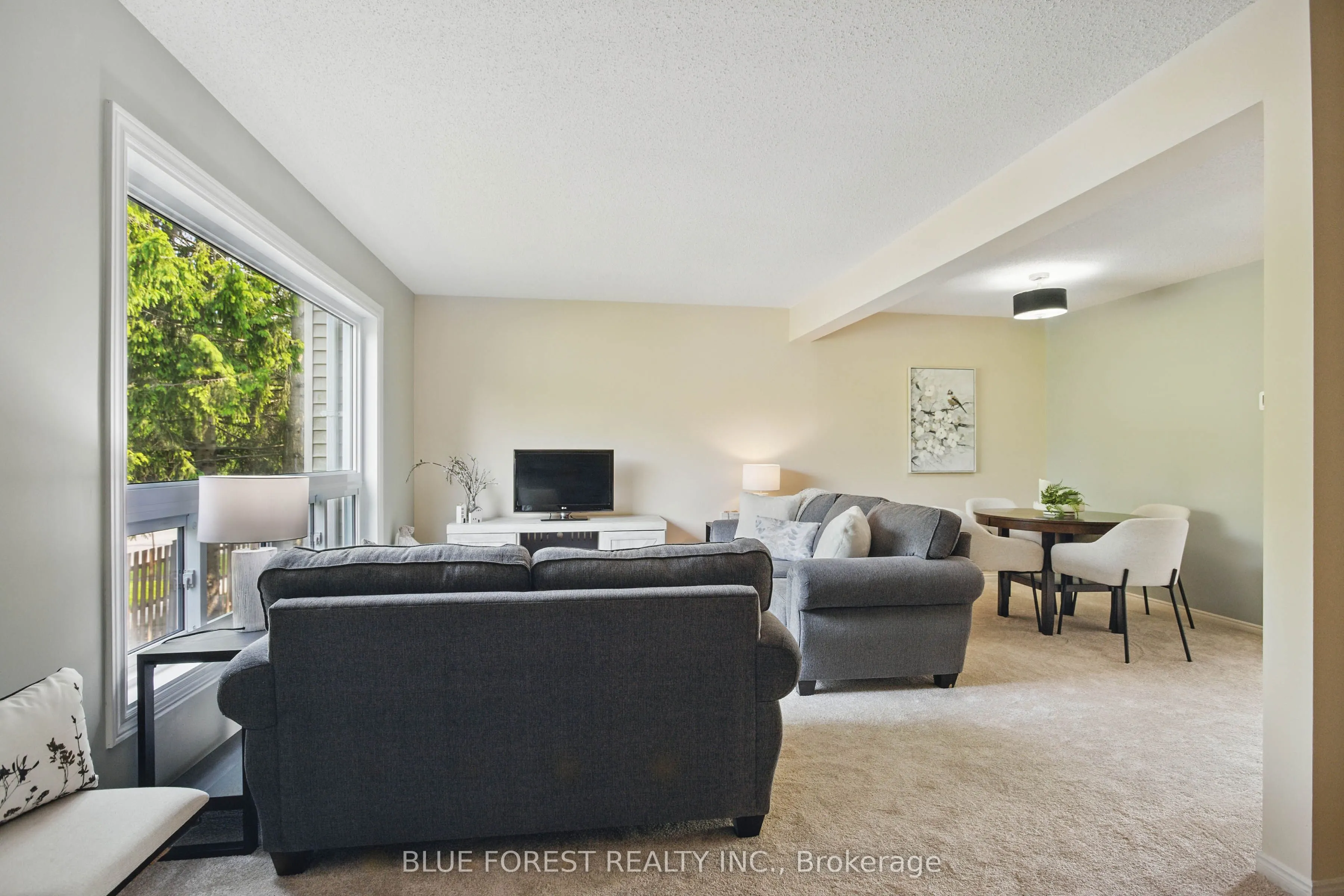 1990 Wavell Street, #82
