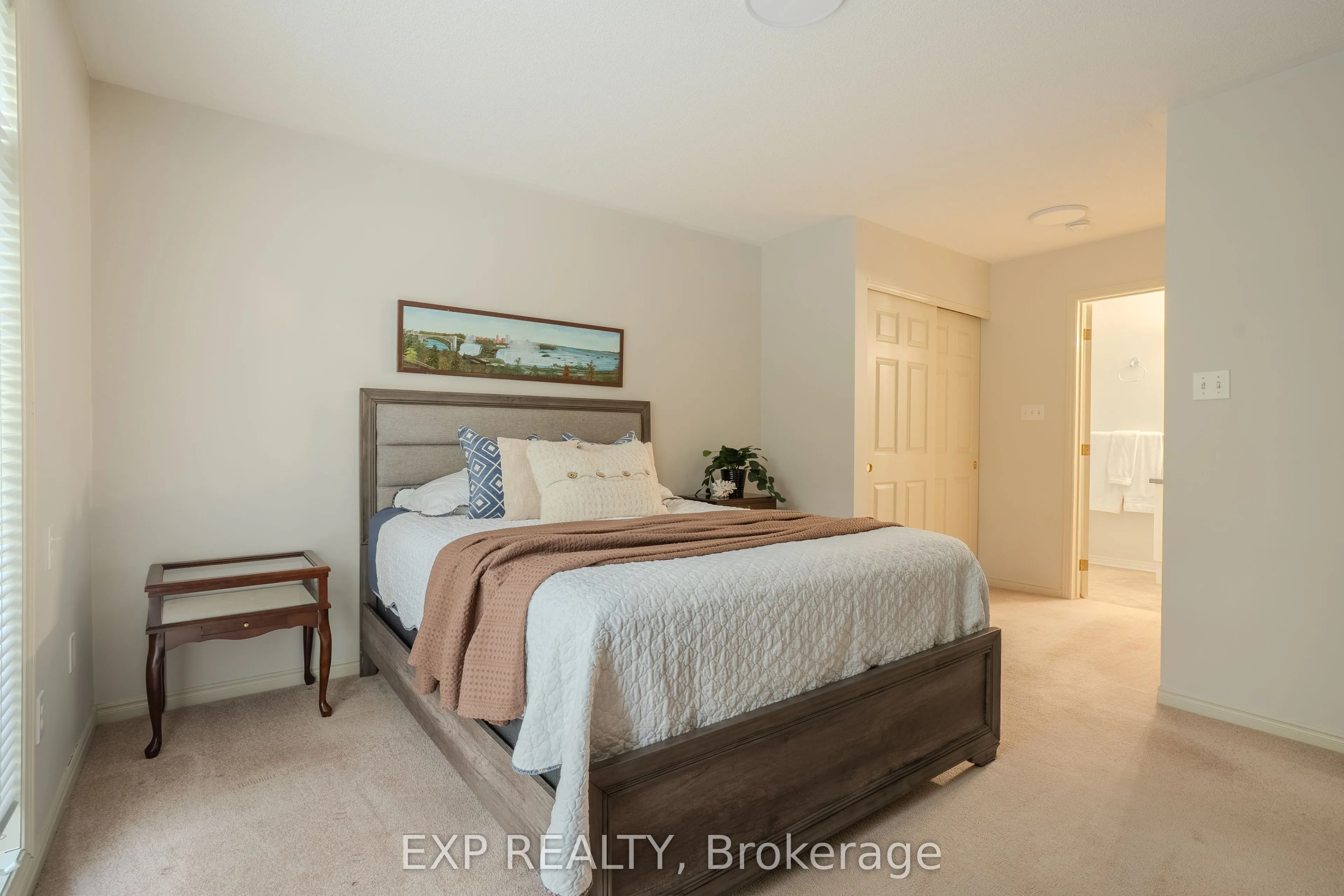 53 Bunting Road, #17