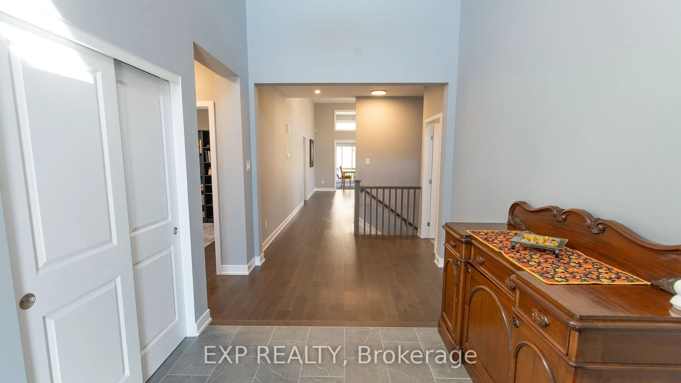 111 Frank Fisher Crescent