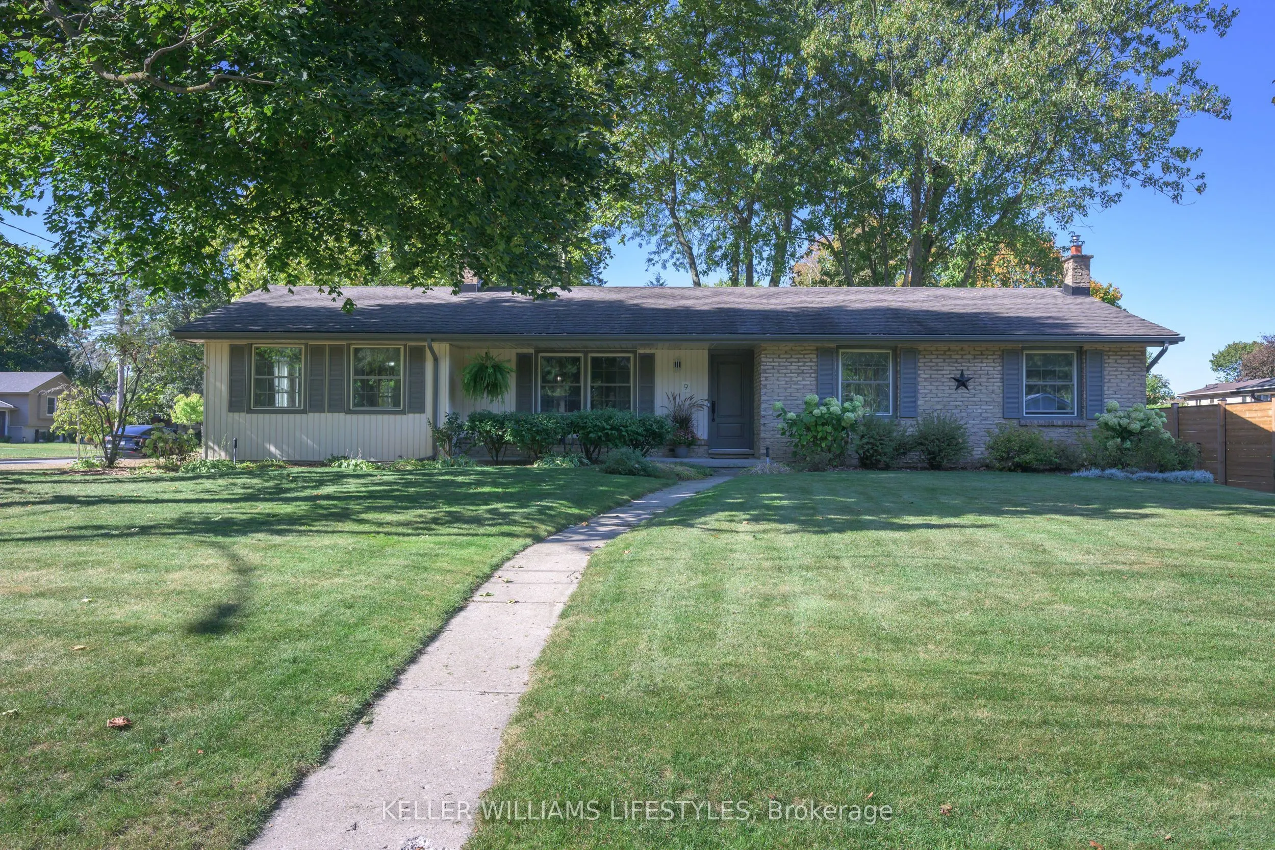 9 Outer Drive