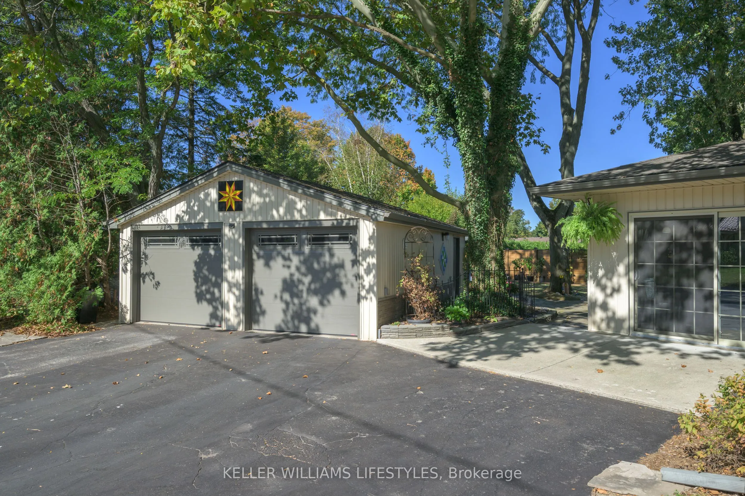9 Outer Drive
