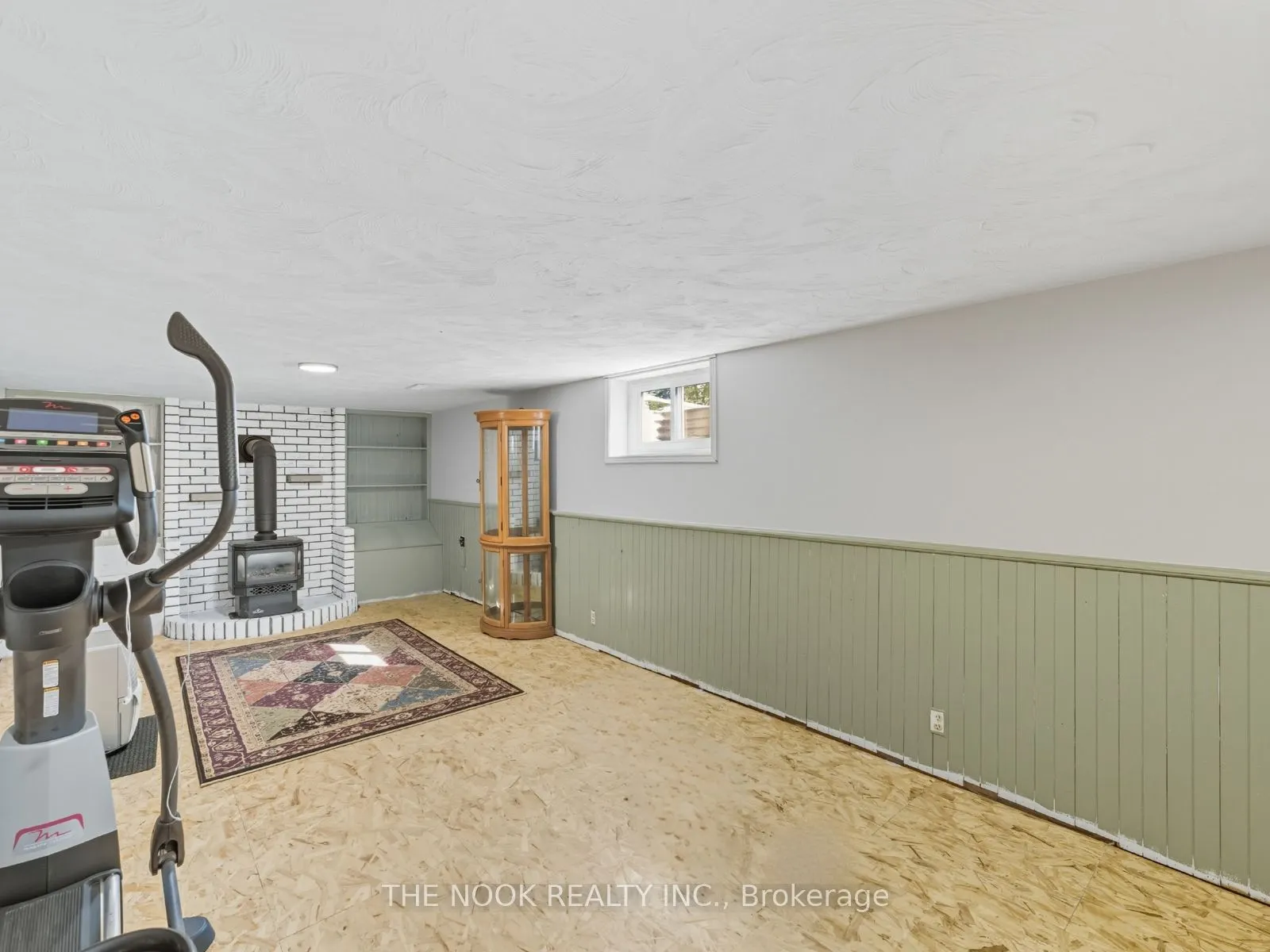 288 Collison Crescent