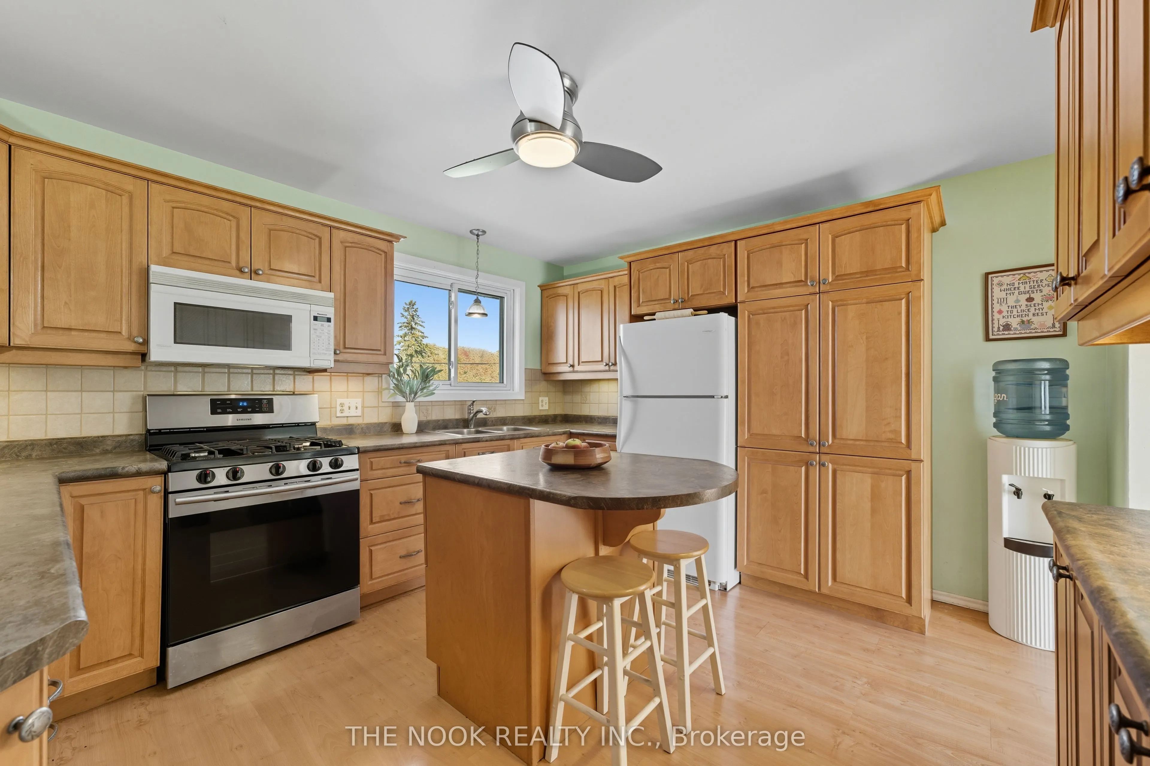 288 Collison Crescent