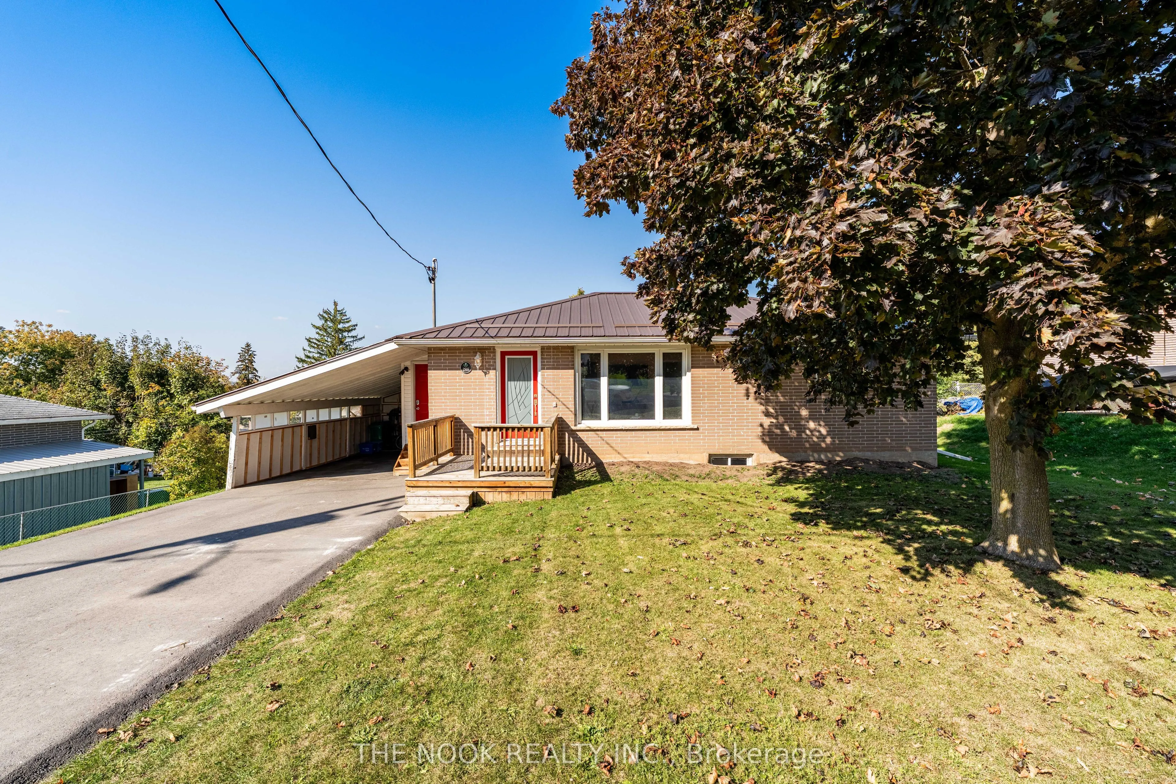 288 Collison Crescent