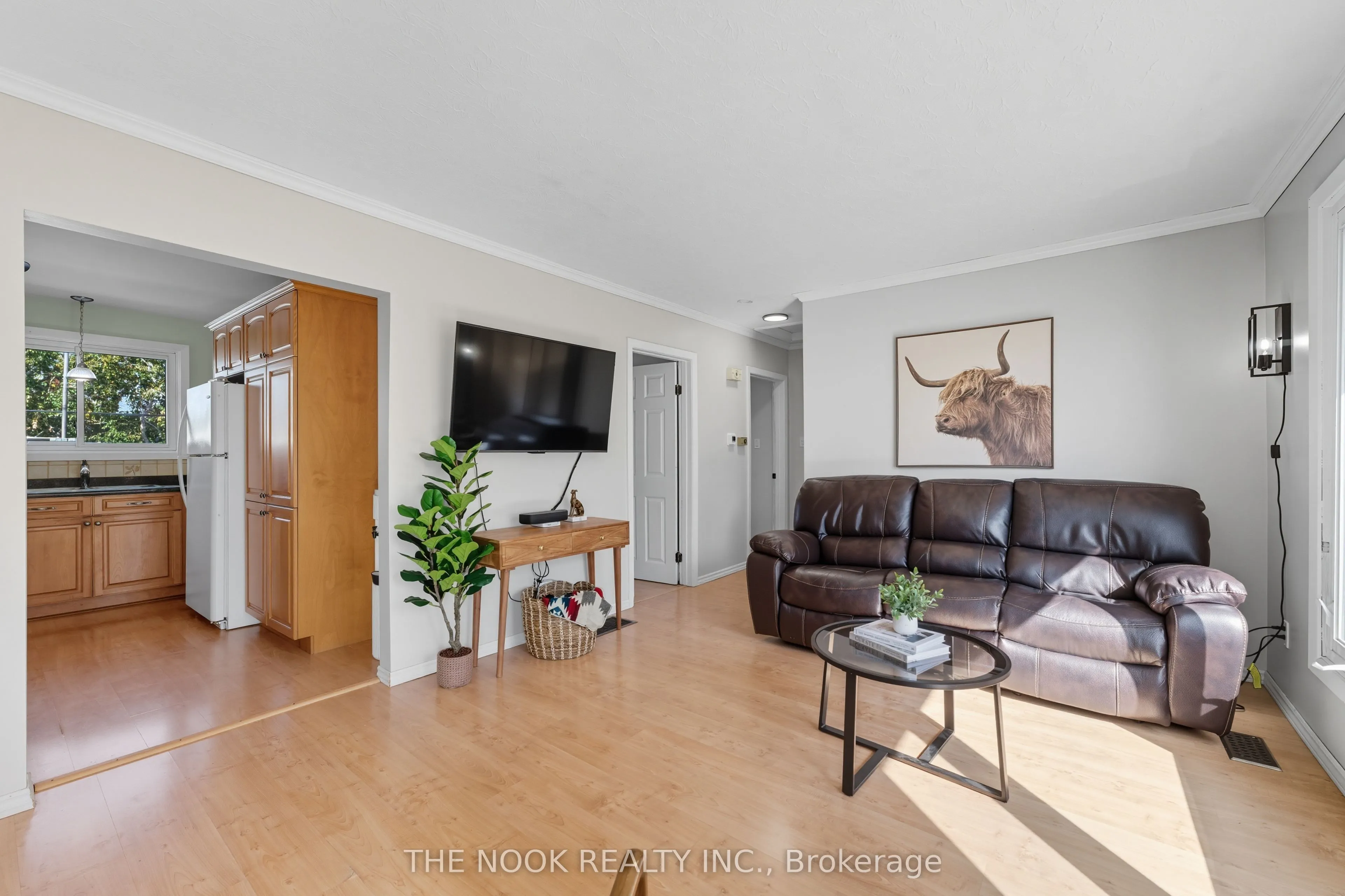 288 Collison Crescent