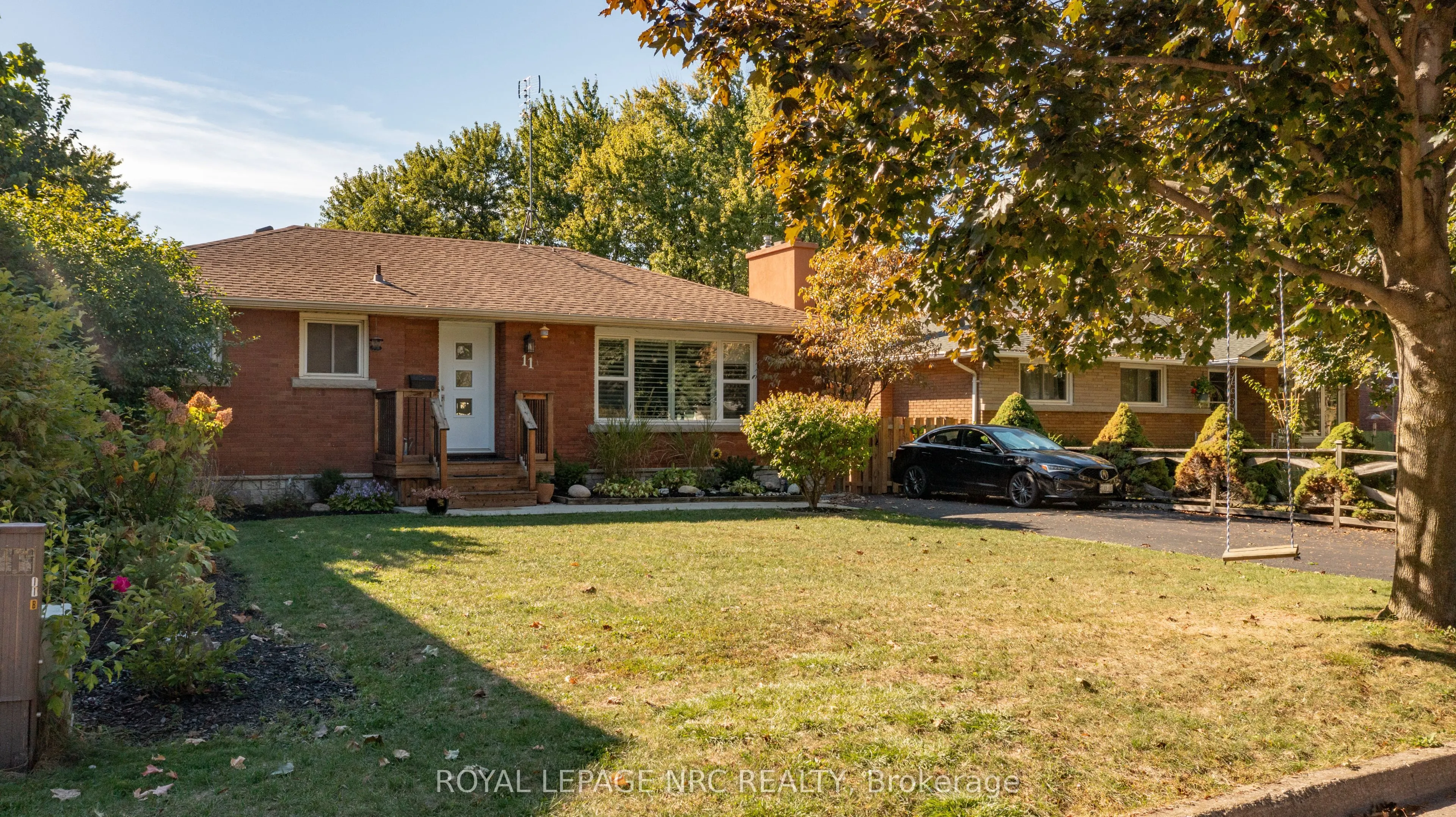 11 Brookdale Avenue