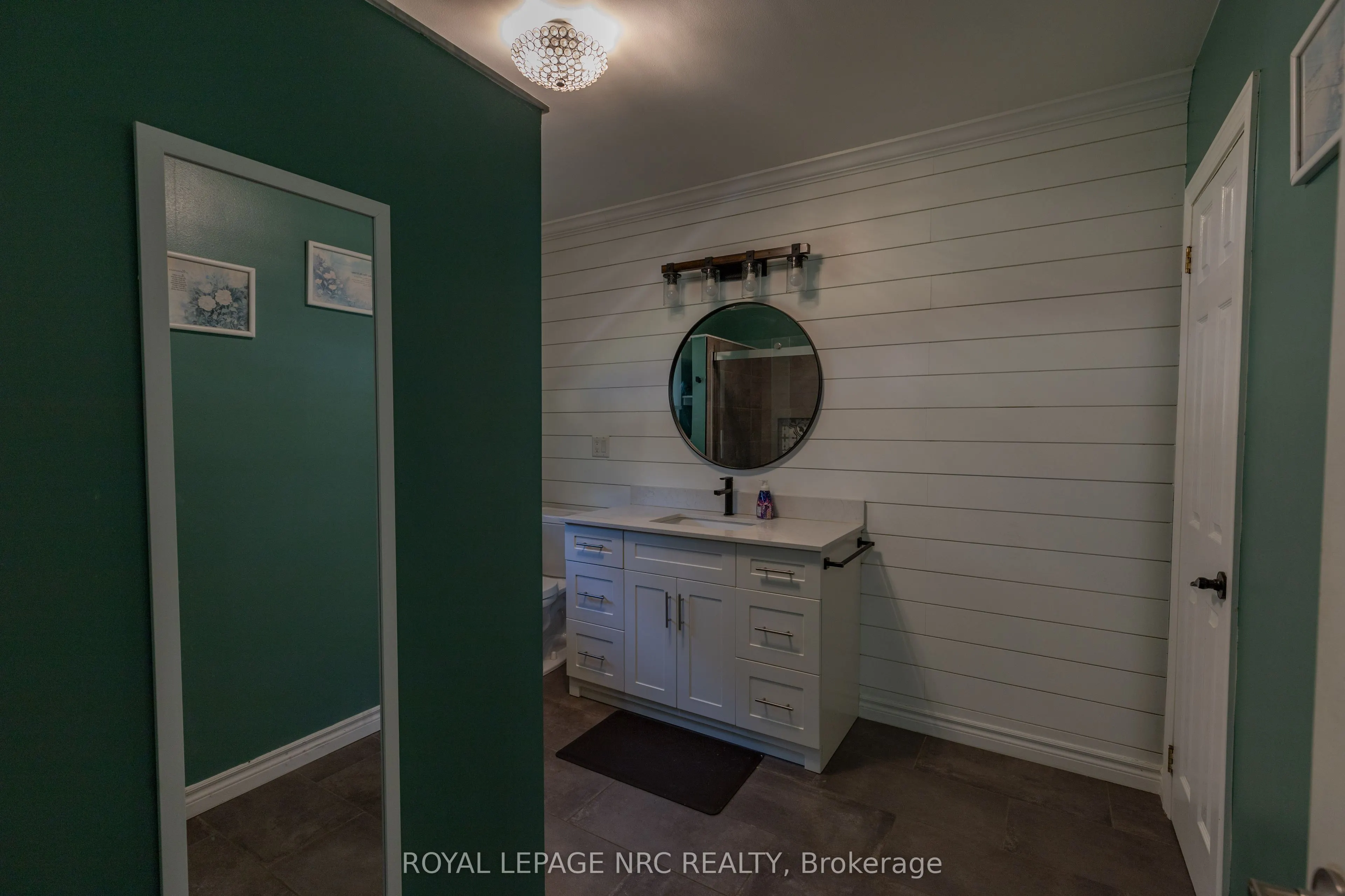 11 Brookdale Avenue