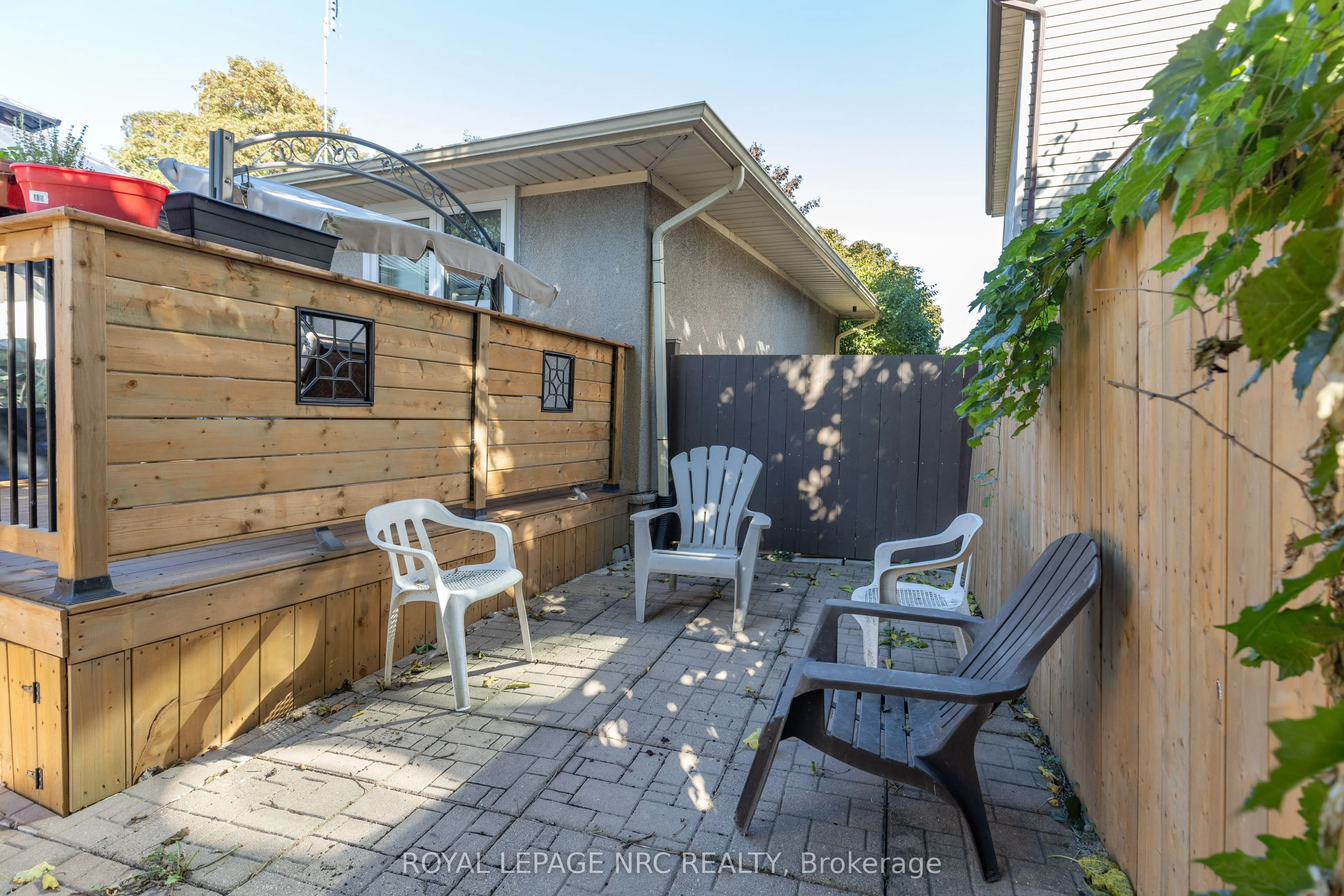 11 Brookdale Avenue