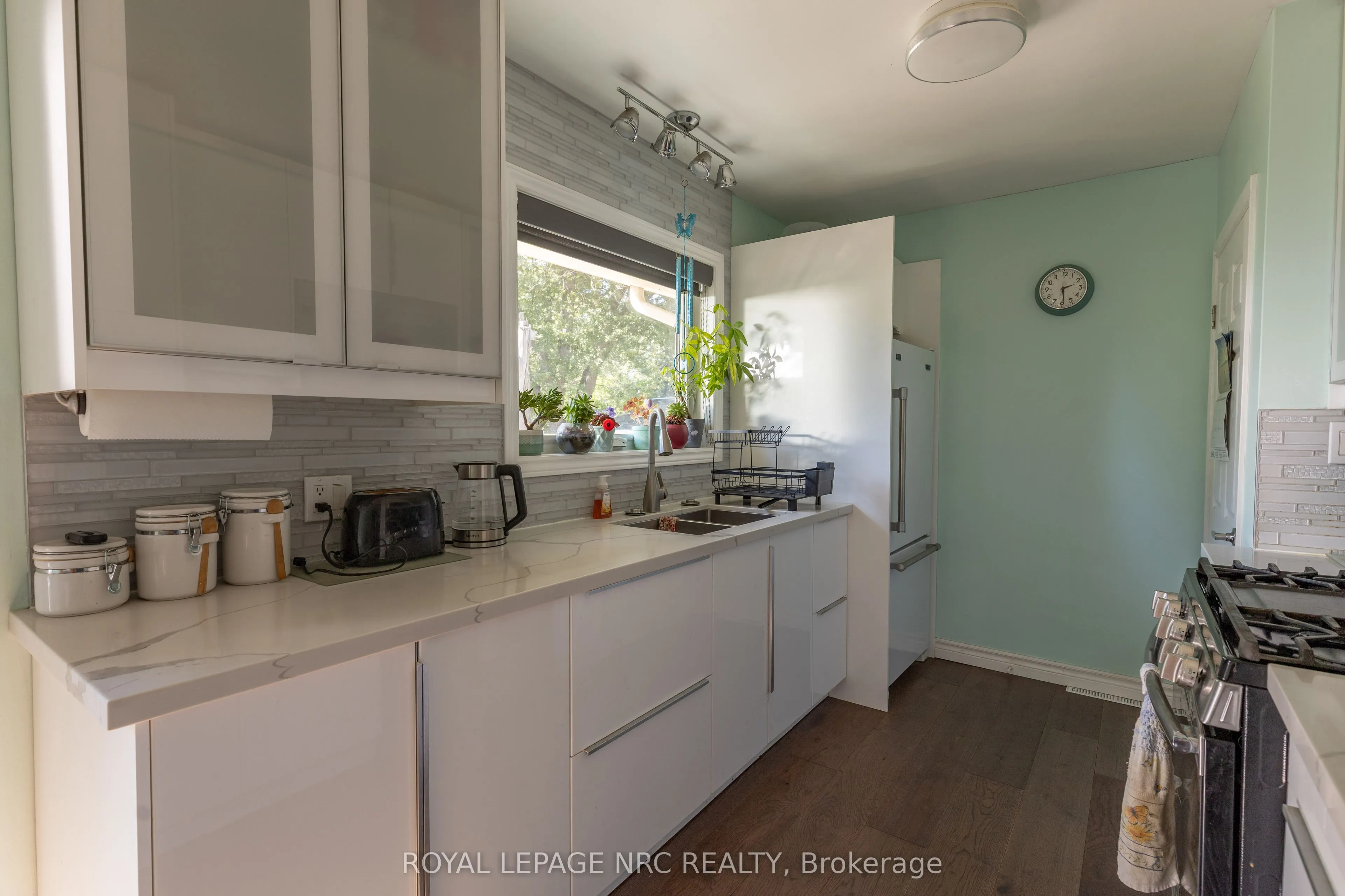 11 Brookdale Avenue