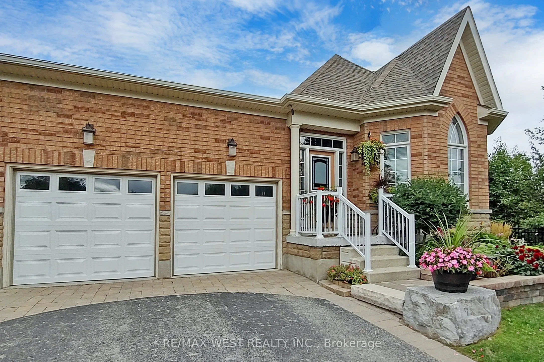 9 Aberfoyle Mill Crescent