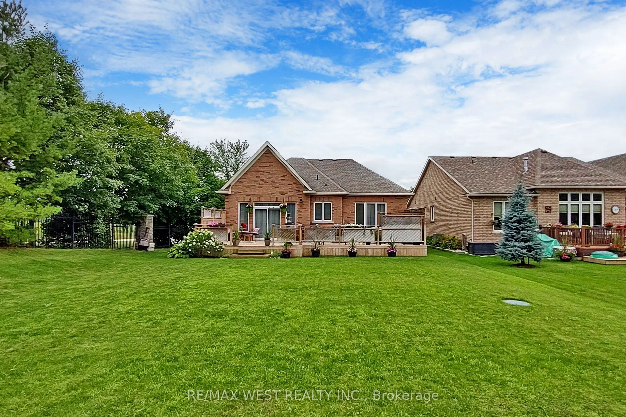 9 Aberfoyle Mill Crescent