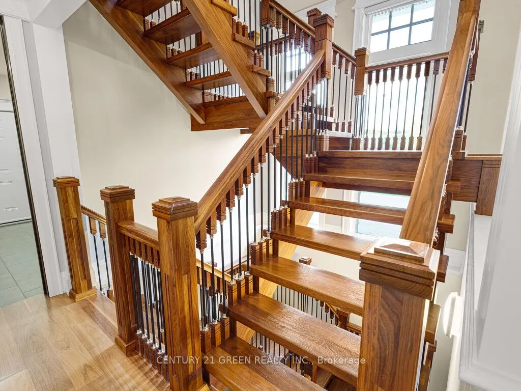 39 Brookhaven Crescent