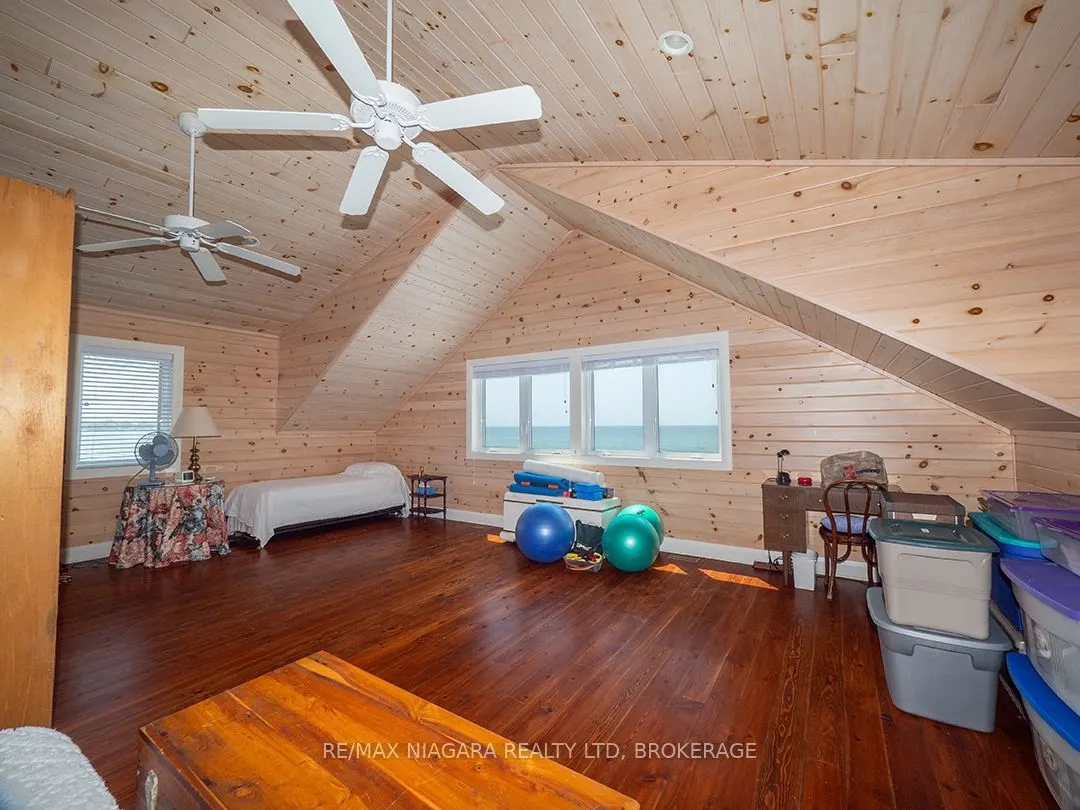12895 Old Lakeshore Road W