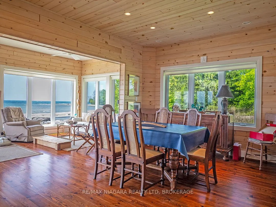 12895 Old Lakeshore Road W
