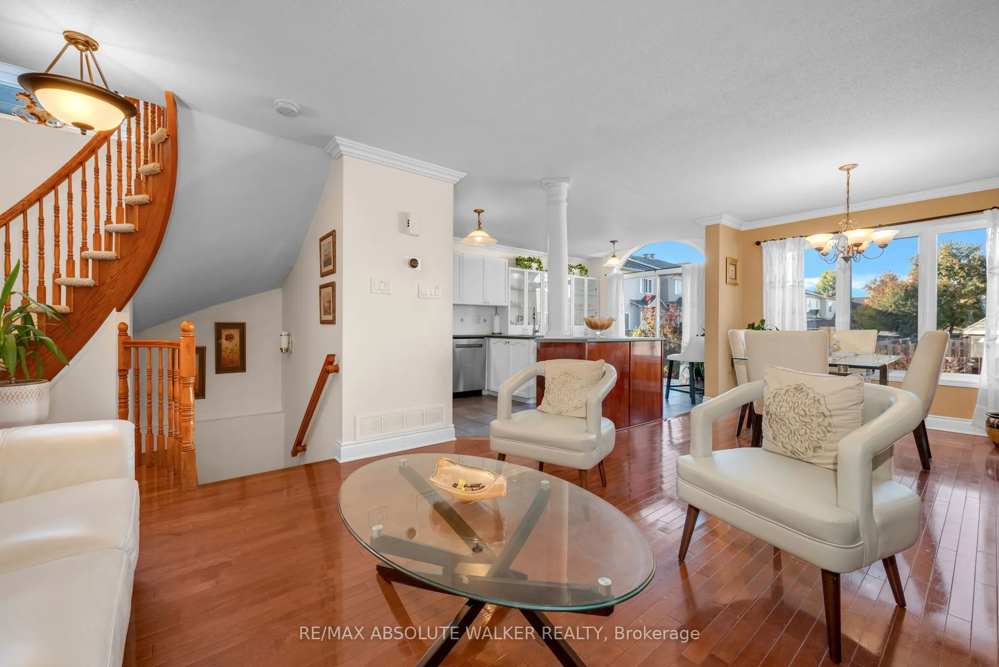 607 Aquaview Drive