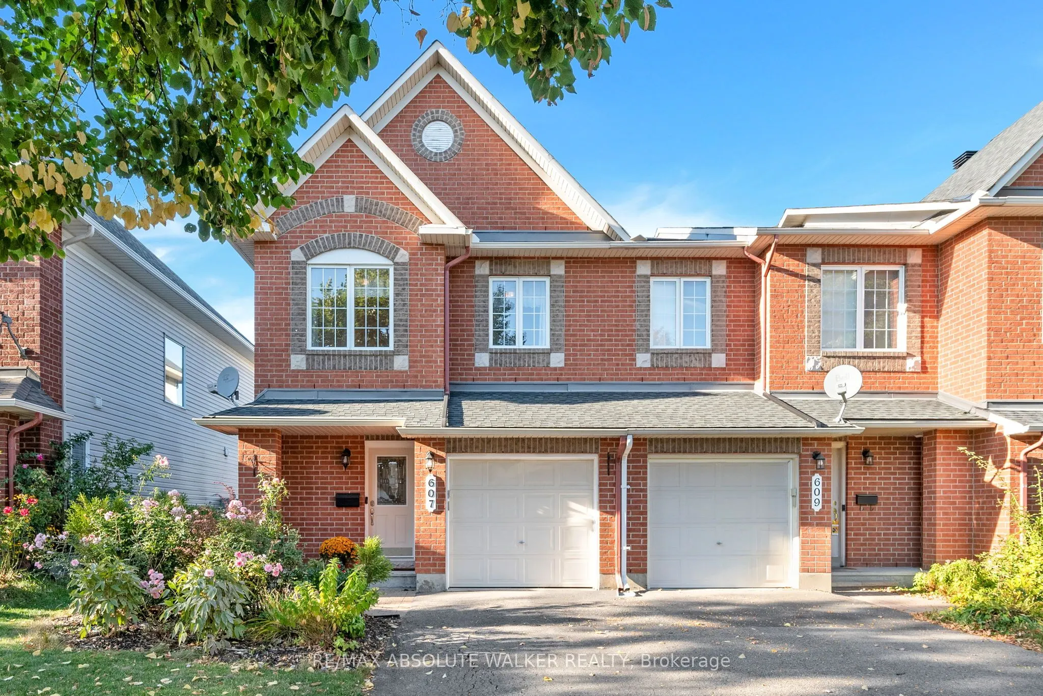 607 Aquaview Drive
