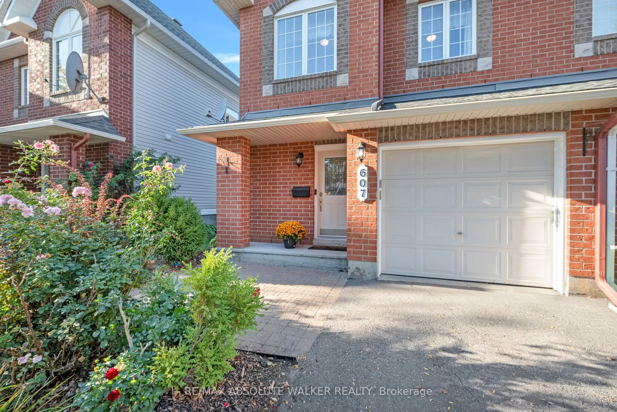 607 Aquaview Drive