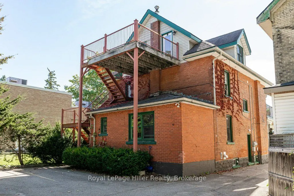 112 Huron Street