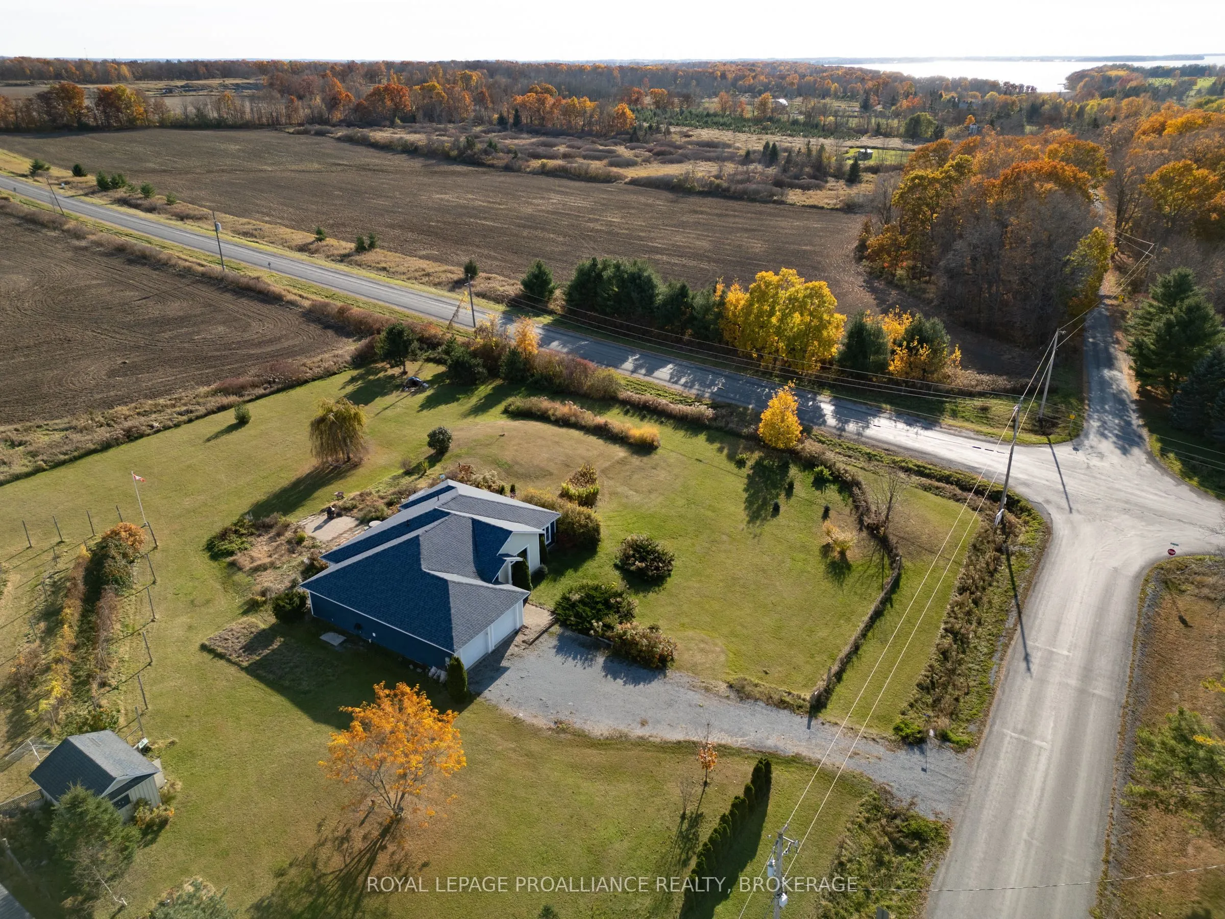10 North Shore Road