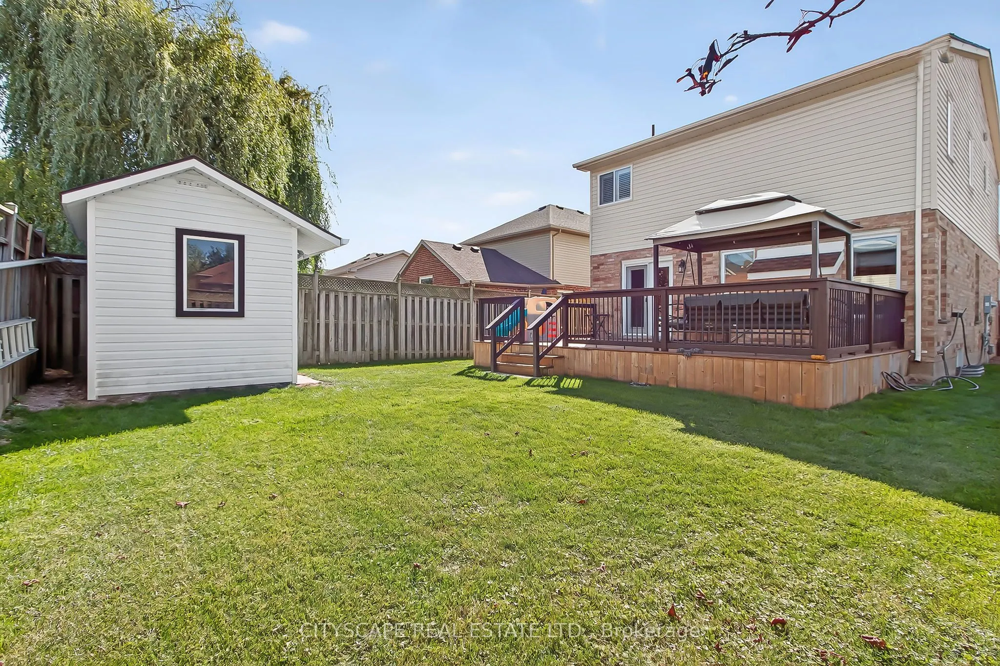1865 Bayswater Crescent