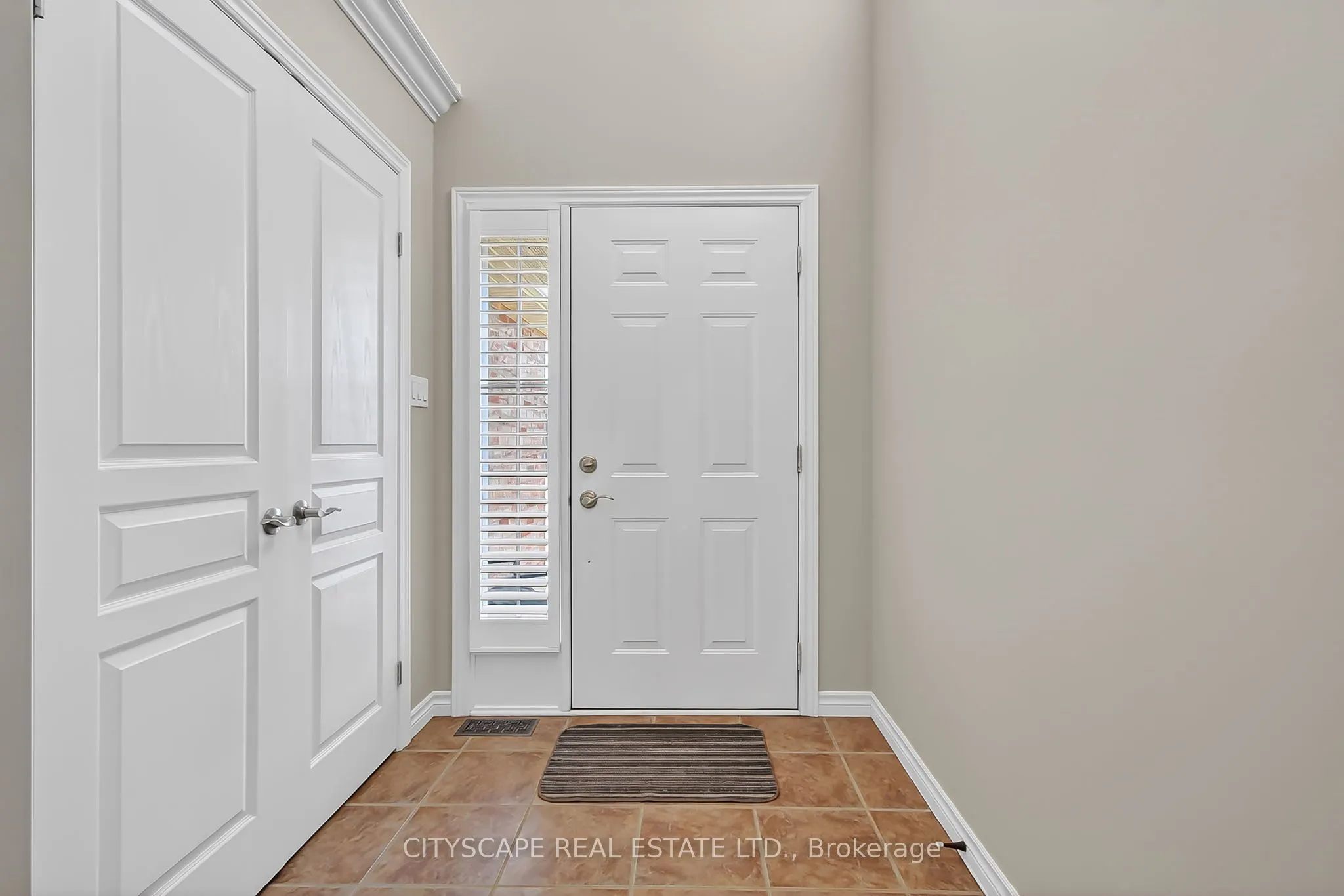 1865 Bayswater Crescent