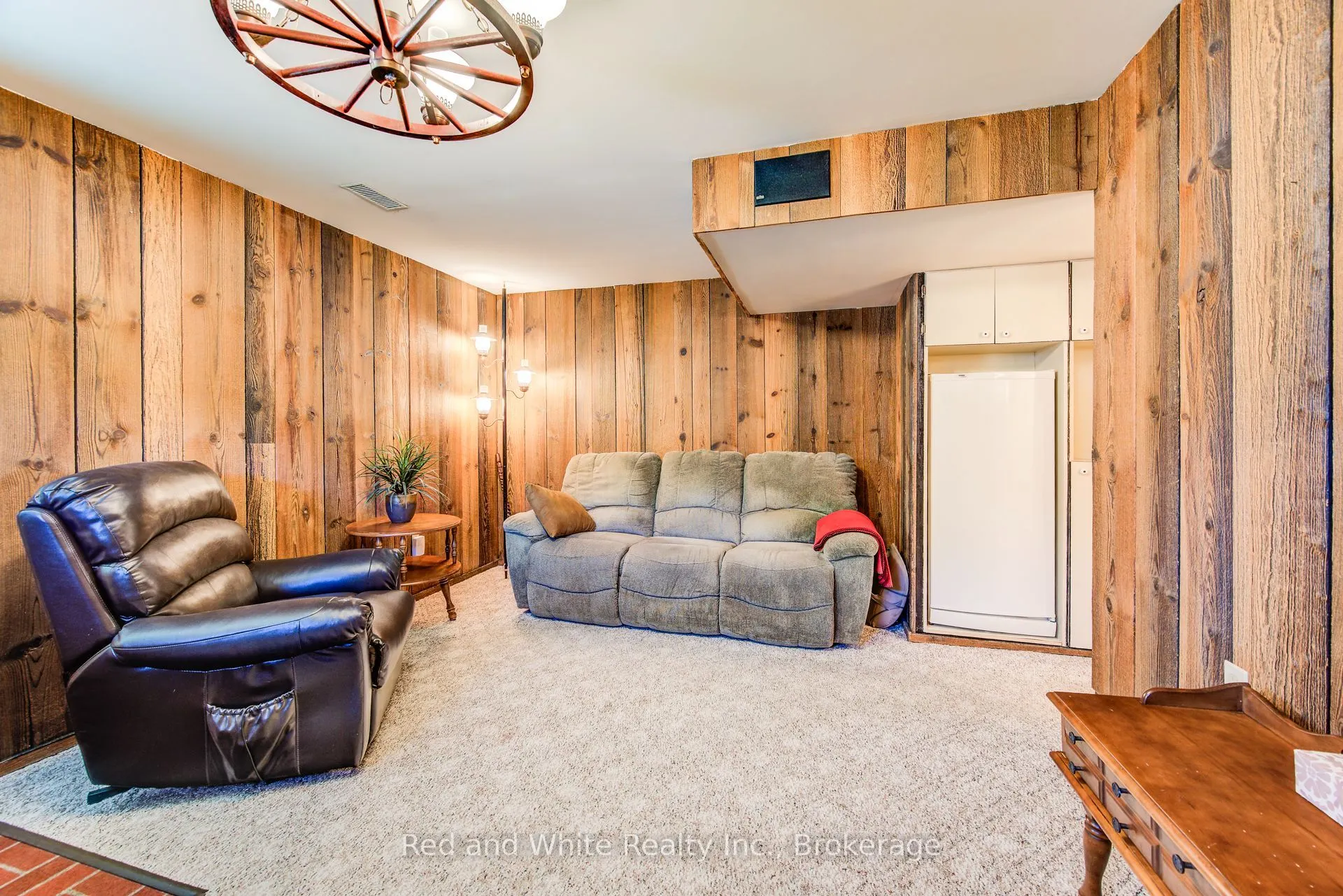 53 Belwood Crescent