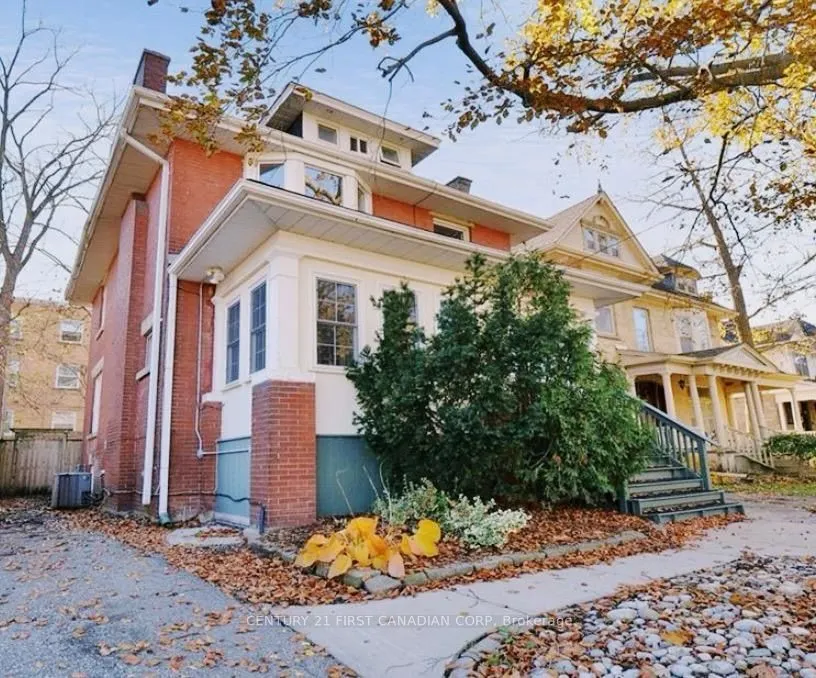 14 Craig Street