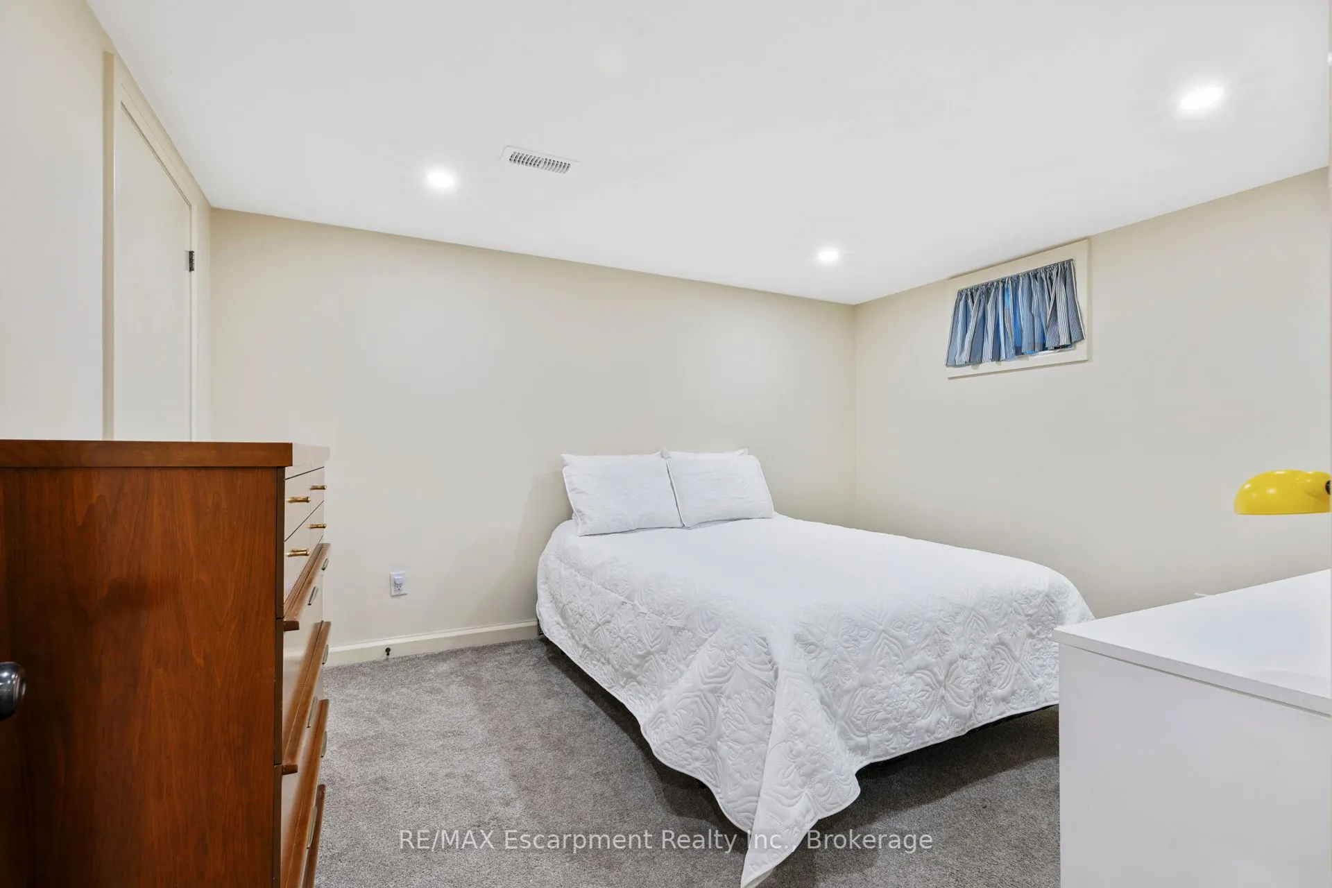 35 Tanager Drive