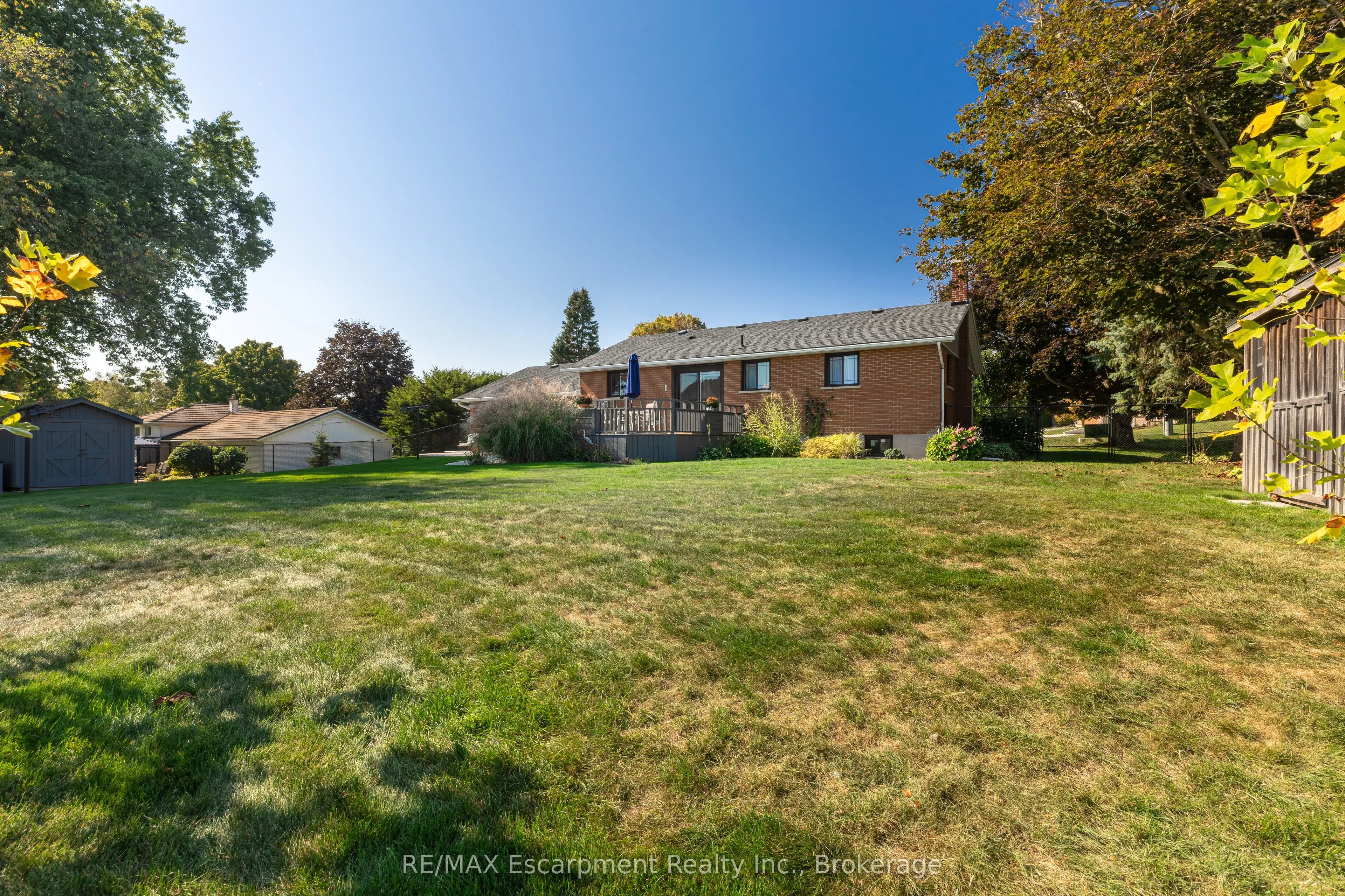 35 Tanager Drive