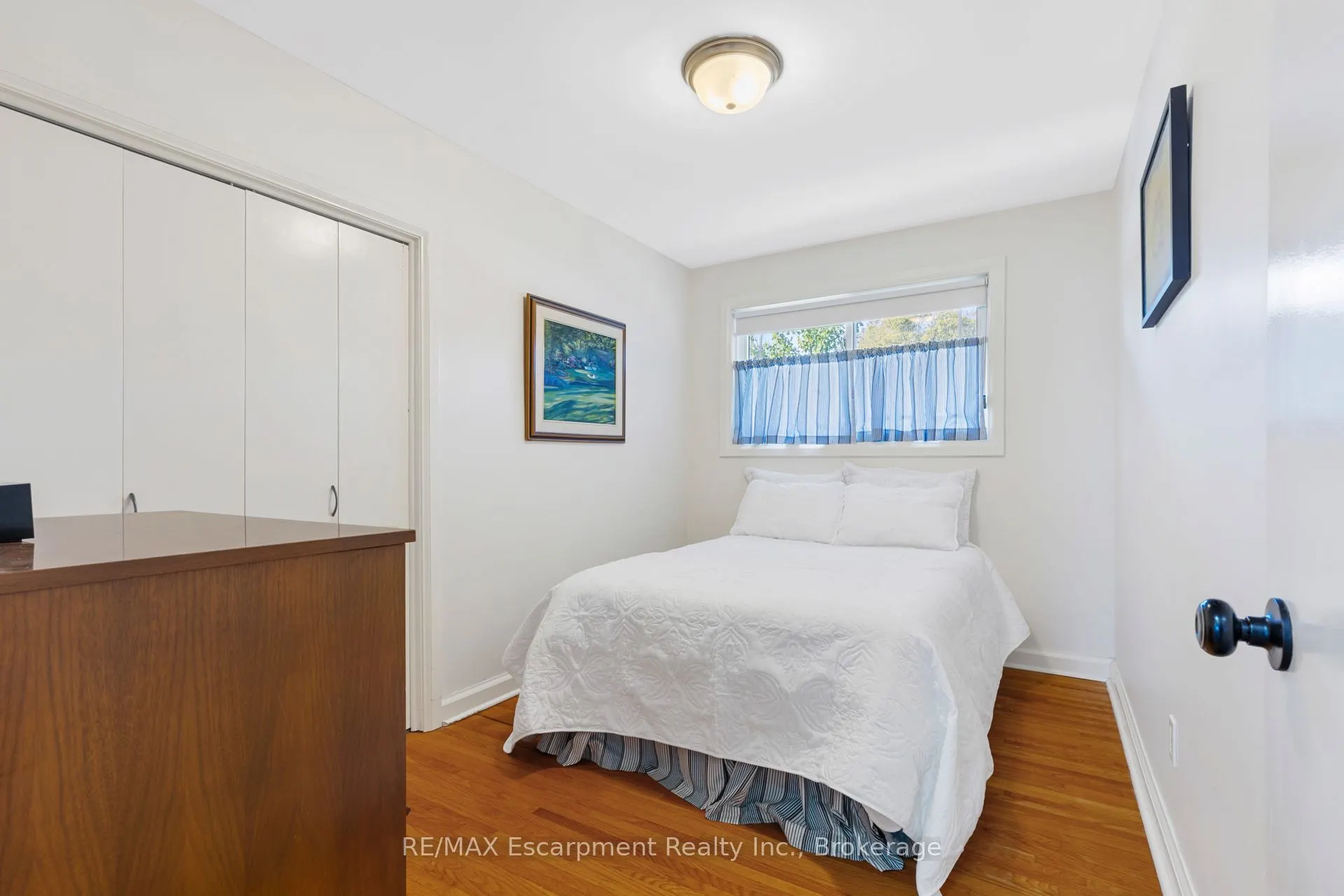 35 Tanager Drive