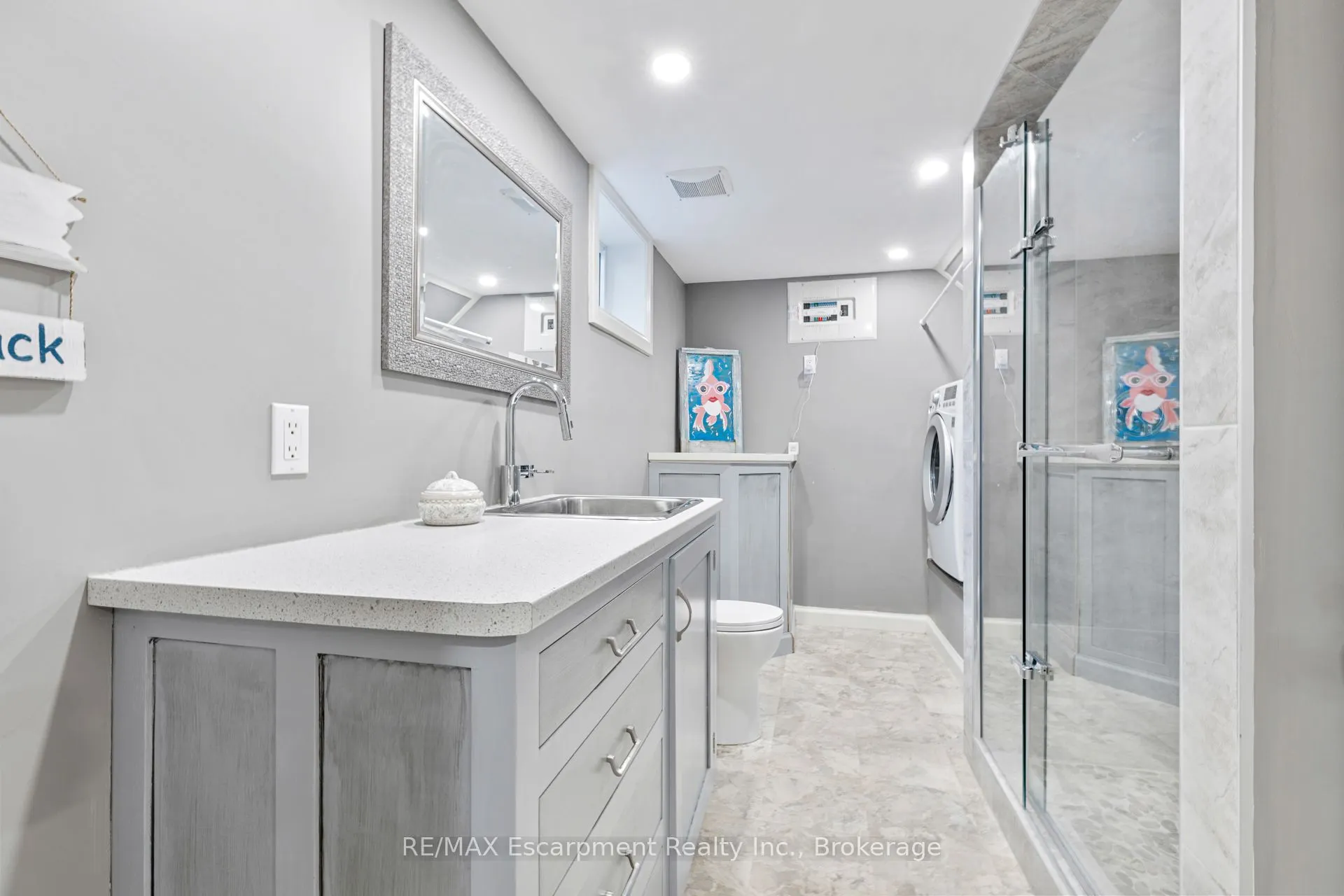 35 Tanager Drive