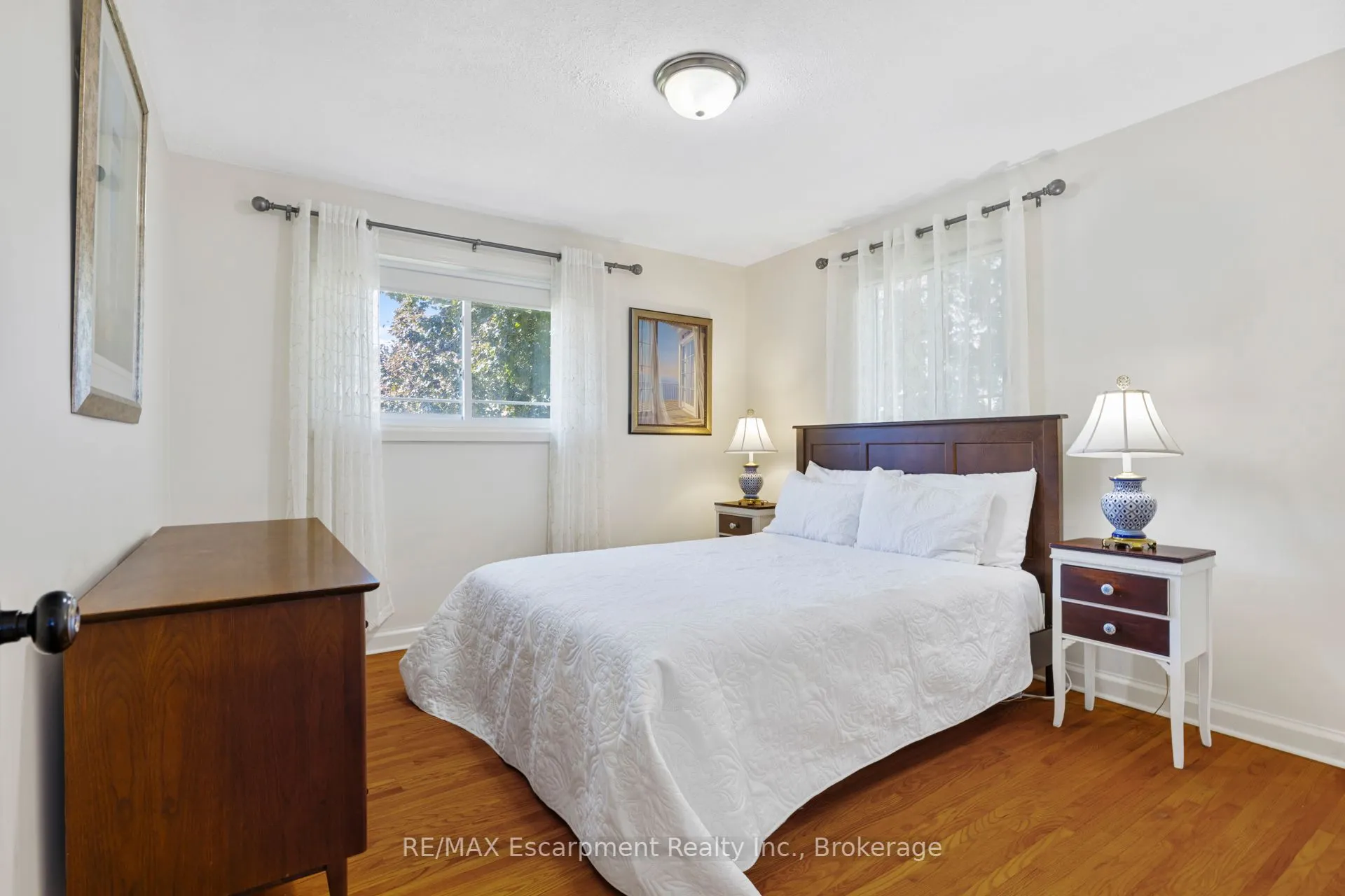 35 Tanager Drive