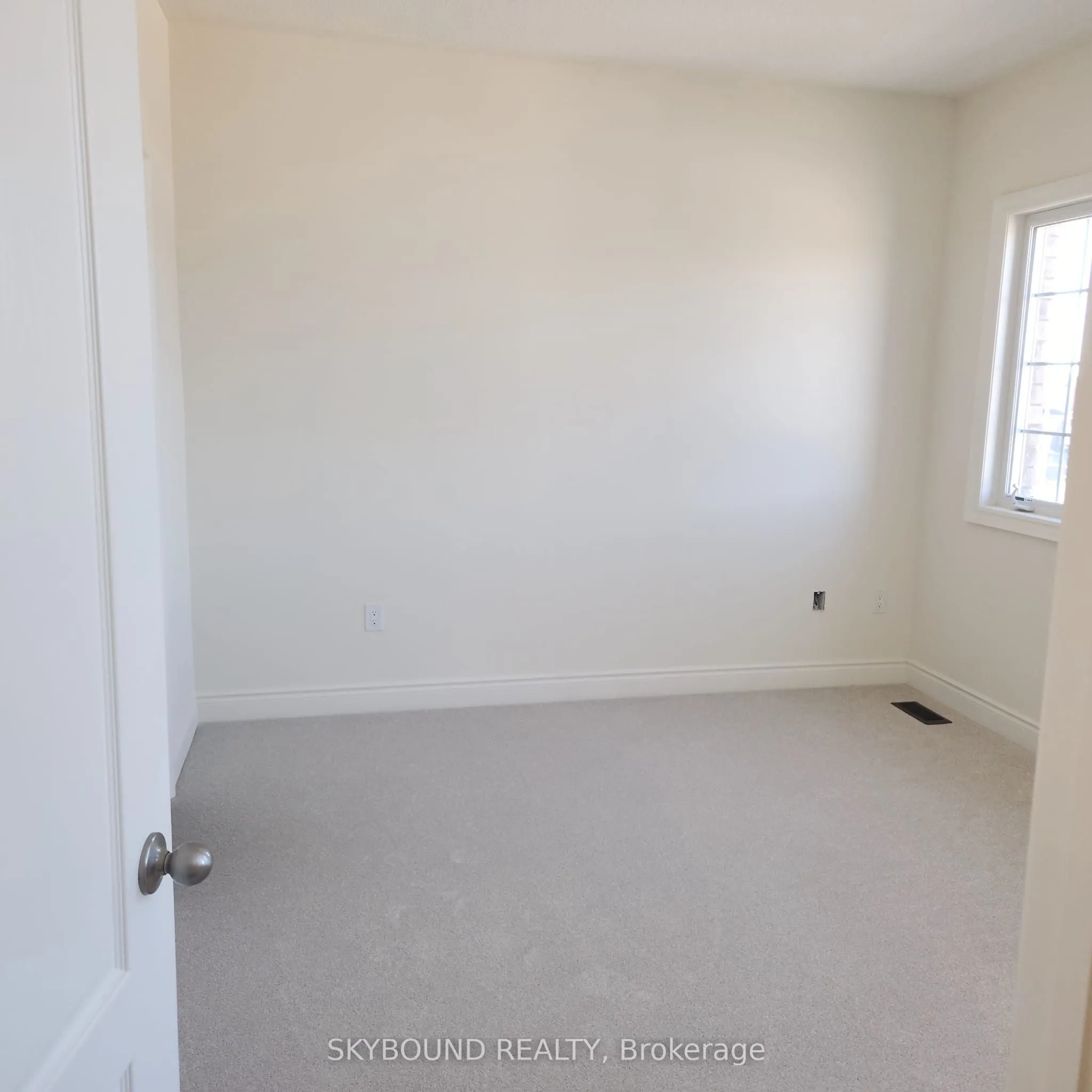 172 Bloomfield Crescent