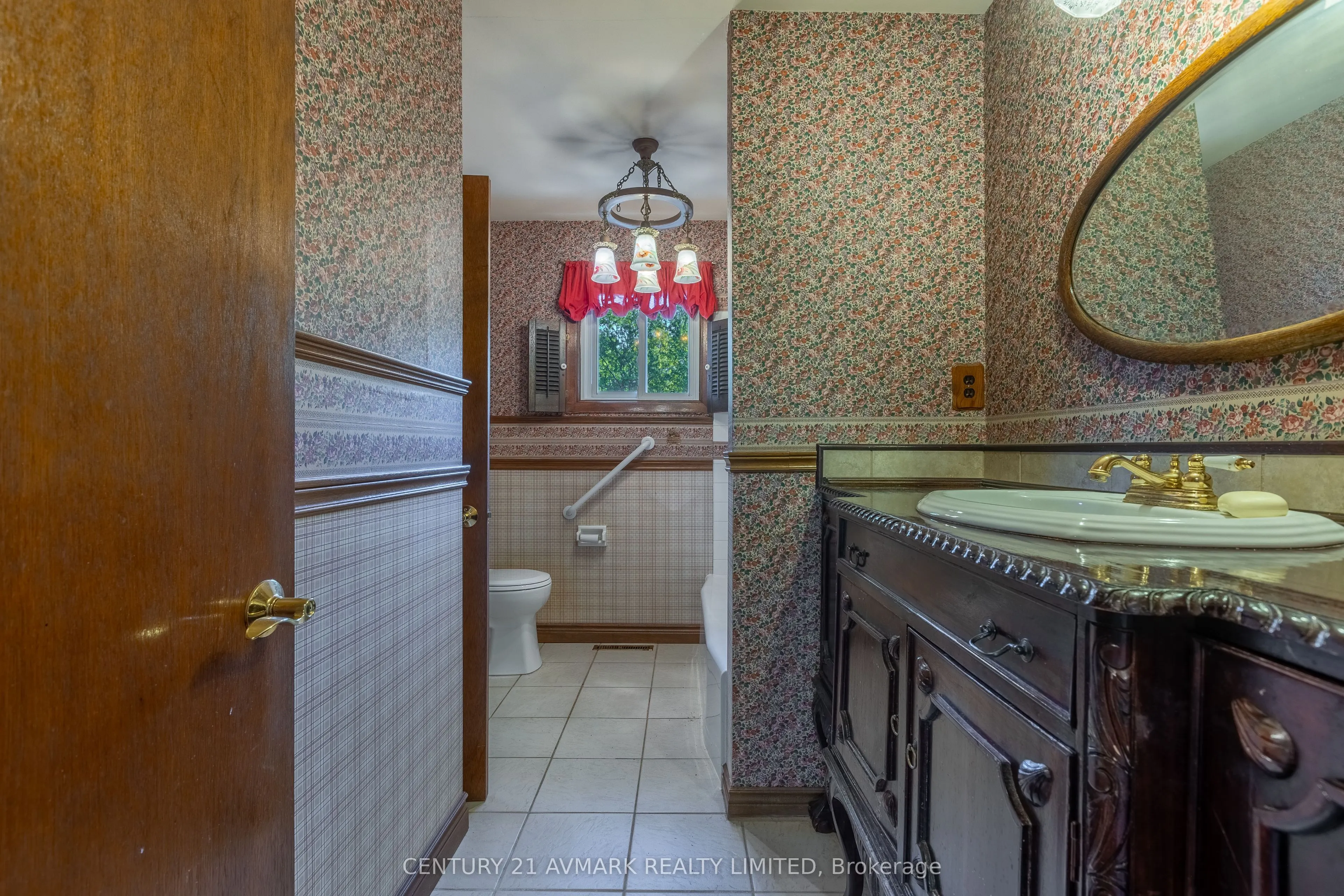382 Doan's Ridge Road