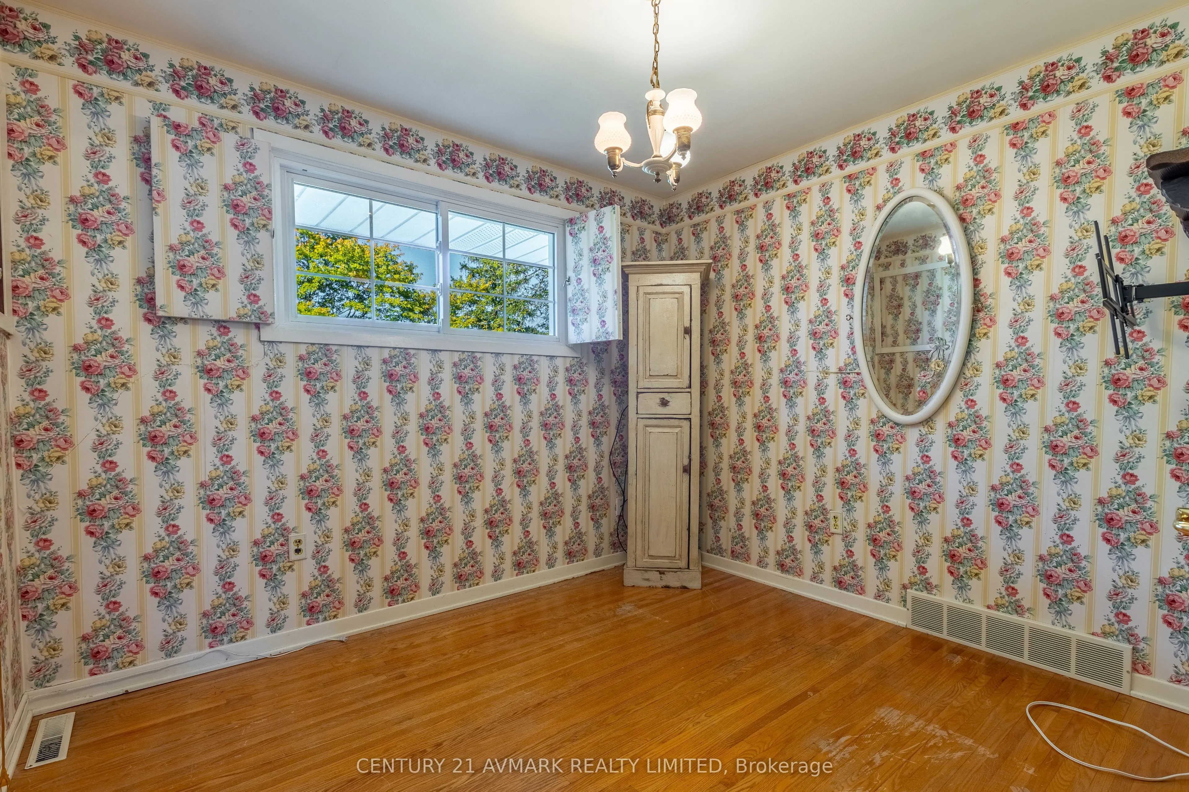 382 Doan's Ridge Road